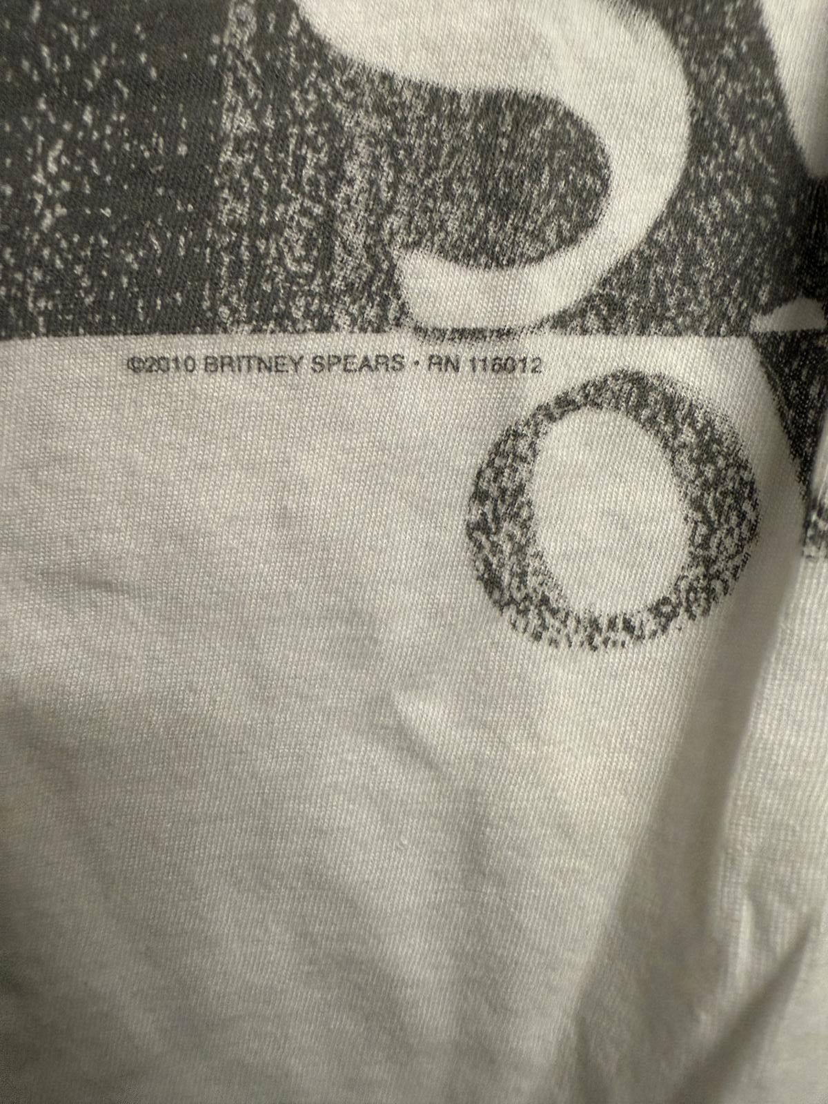 Next Level Apparel Britney Spears Outrageous Song T-shirt Junior Tee V-Neck Size L / US 10 / IT 46 - 4 Thumbnail