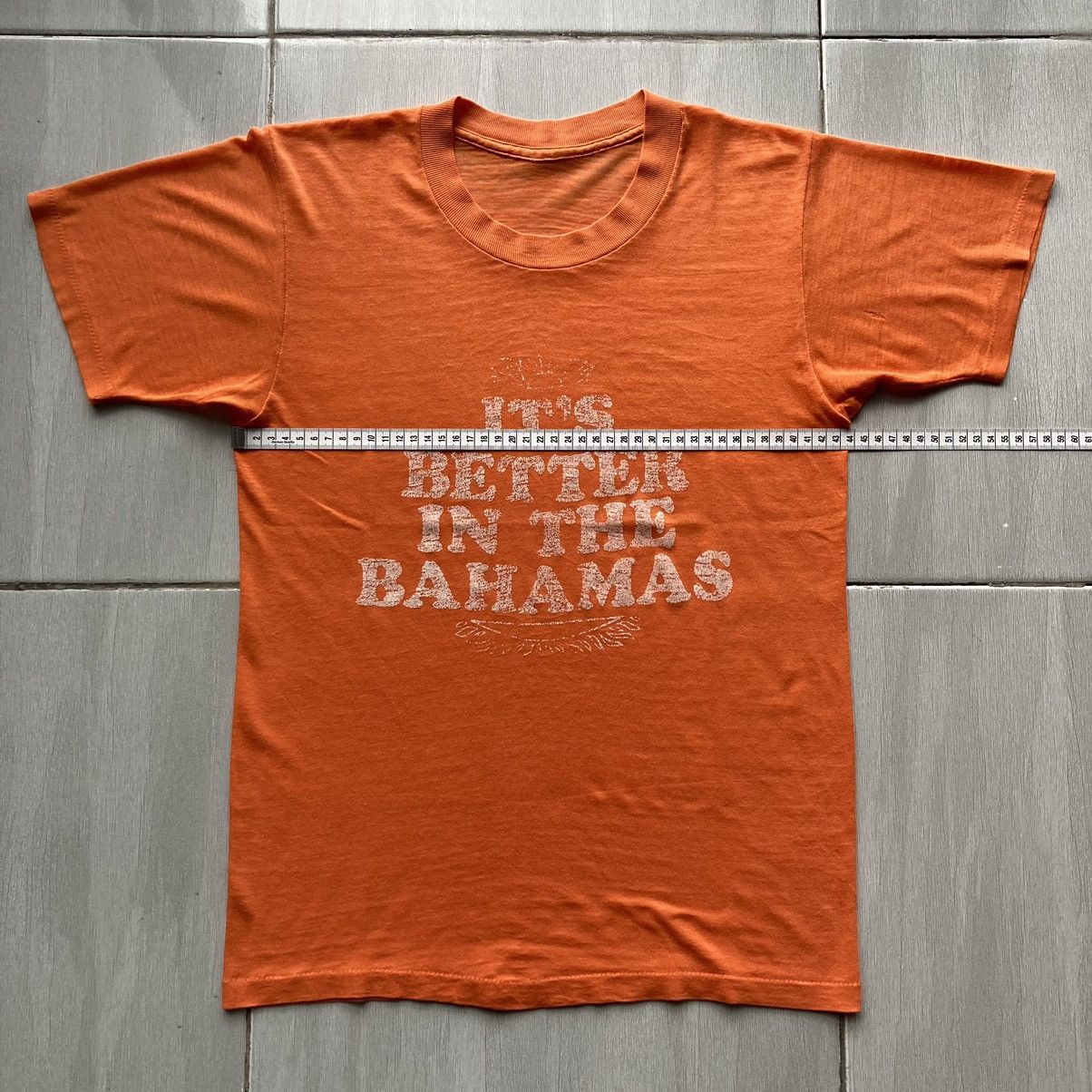 Vintage Vintage 80s It’s Better In The Bahamas Tees Single Stich Size US S / EU 44-46 / 1 - 16 Thumbnail