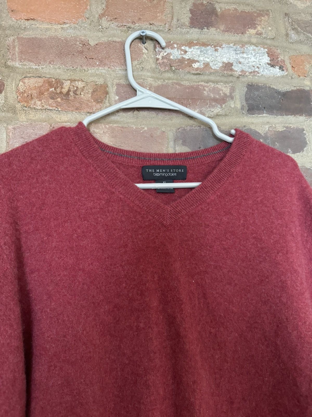 Bloomingdale's 100% Cashmere Bloomingdale’s Sweater Size US XL / EU 56 / 4 - 2 Thumbnail