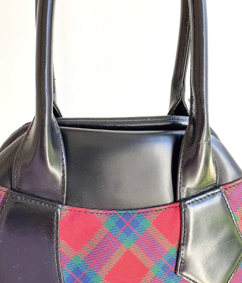 Vivienne Westwood Vivienne Westwood size os Used red checkered bowling bag ha Size ONE SIZE - 5 Thumbnail