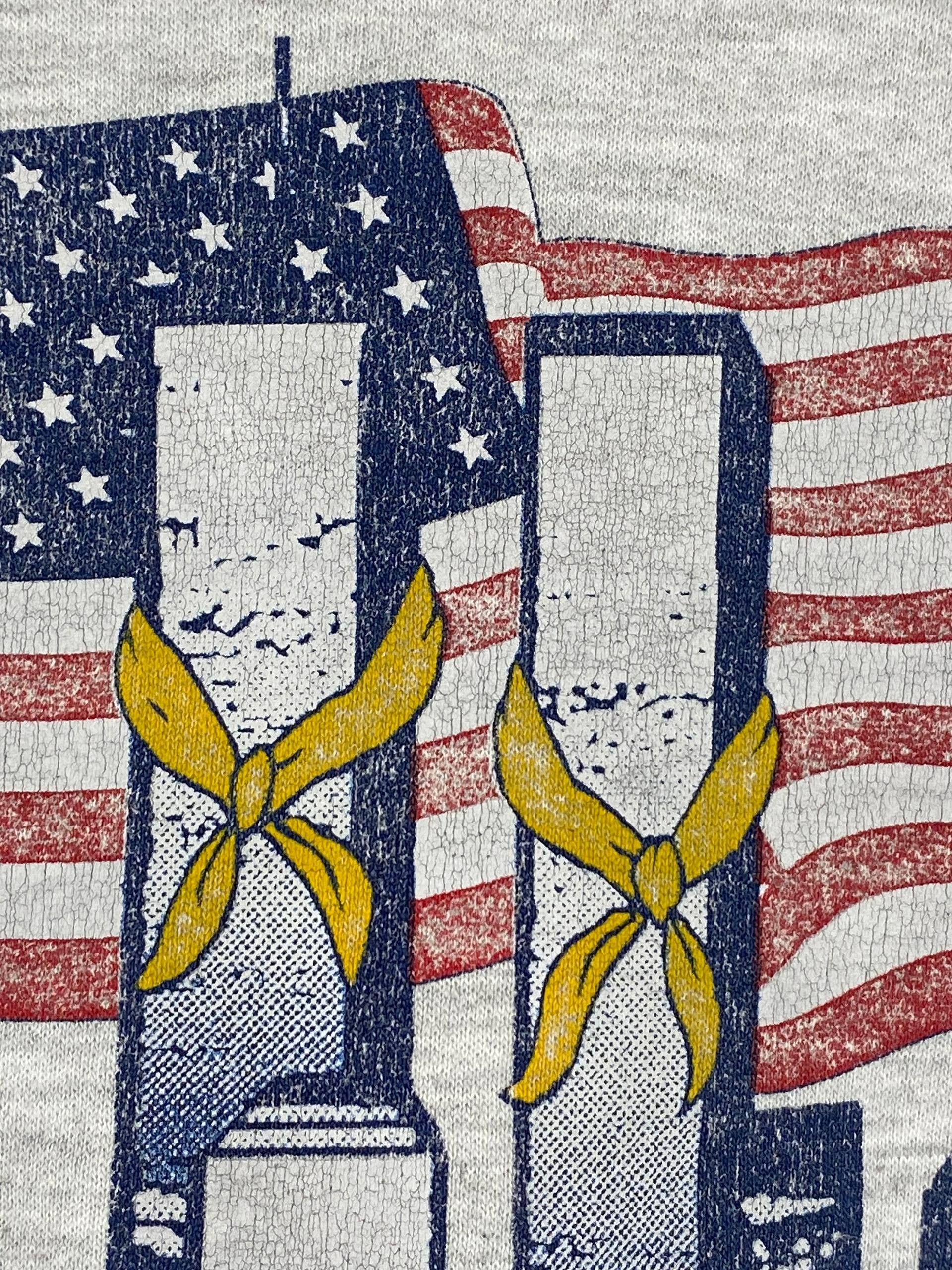Jerzees Vintage Gone But Not Forgotten 9/11 2001 Memorium Sweatshirt Size US L / EU 52-54 / 3 - 4 Thumbnail