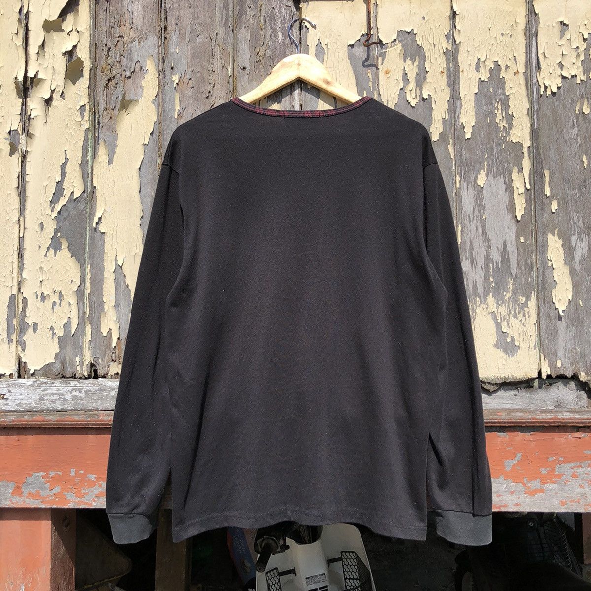 Vintage Vintage Guy Laroche Homewear Long Sleeve Tshirt Size US XL / EU 56 / 4 - 9 Thumbnail