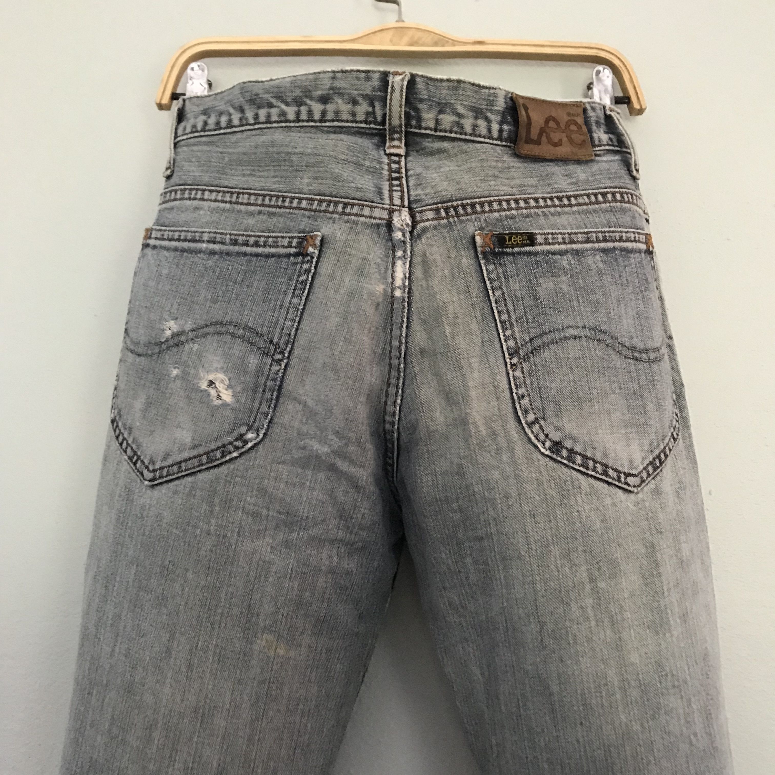 Lee Vintage 90s Lee Light Wash Faded Blue Straigh Flare Size US 29 - 10 Thumbnail
