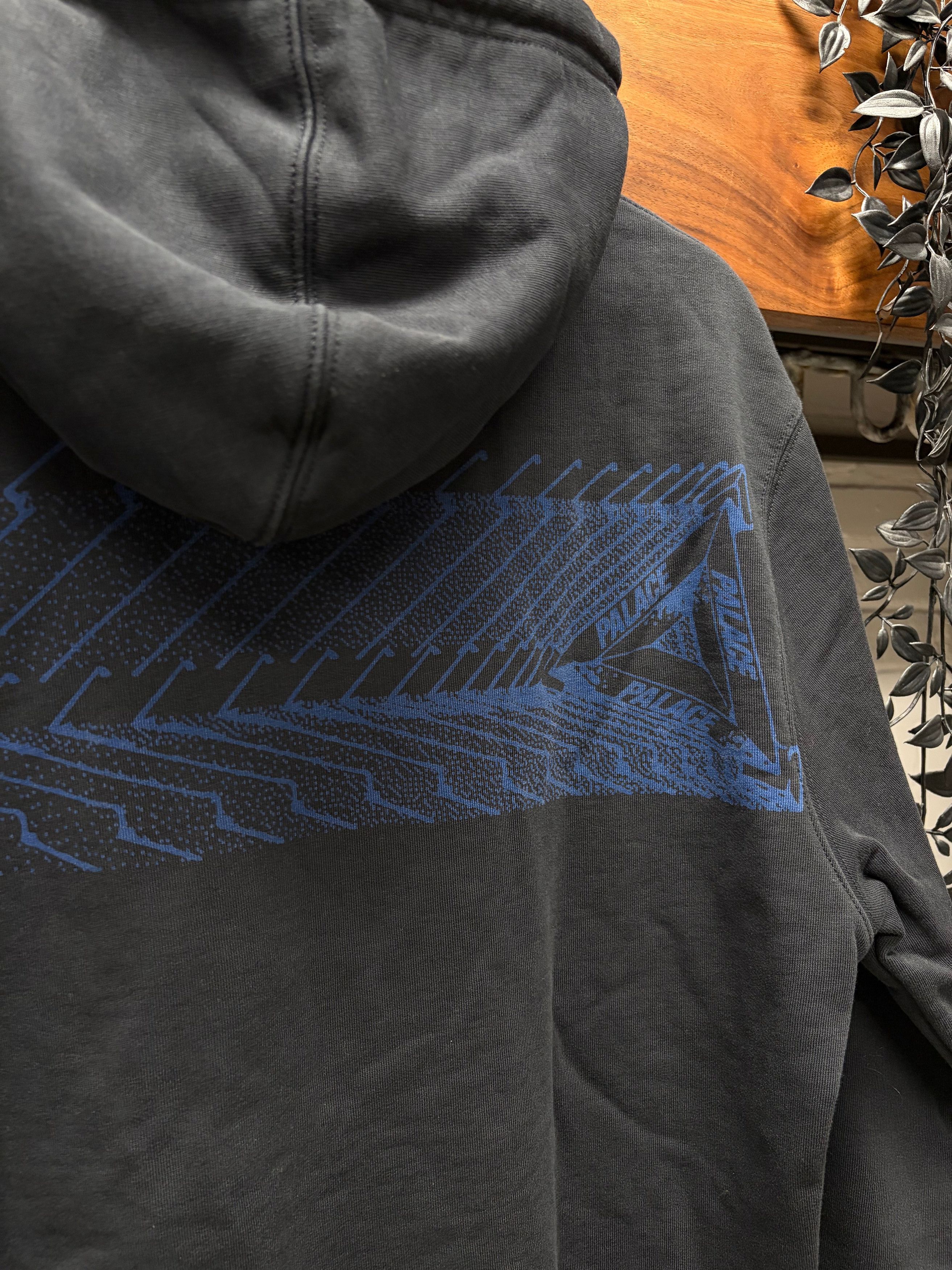 AW2018 Palace 'Grand Master' Black/Blue Logo Hoodie