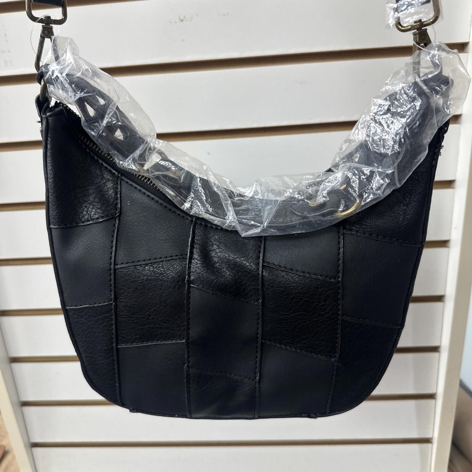 Other Time Tru Black Alice Crossbody Faux Leather Saddle Bag Size ONE SIZE - 2 Thumbnail