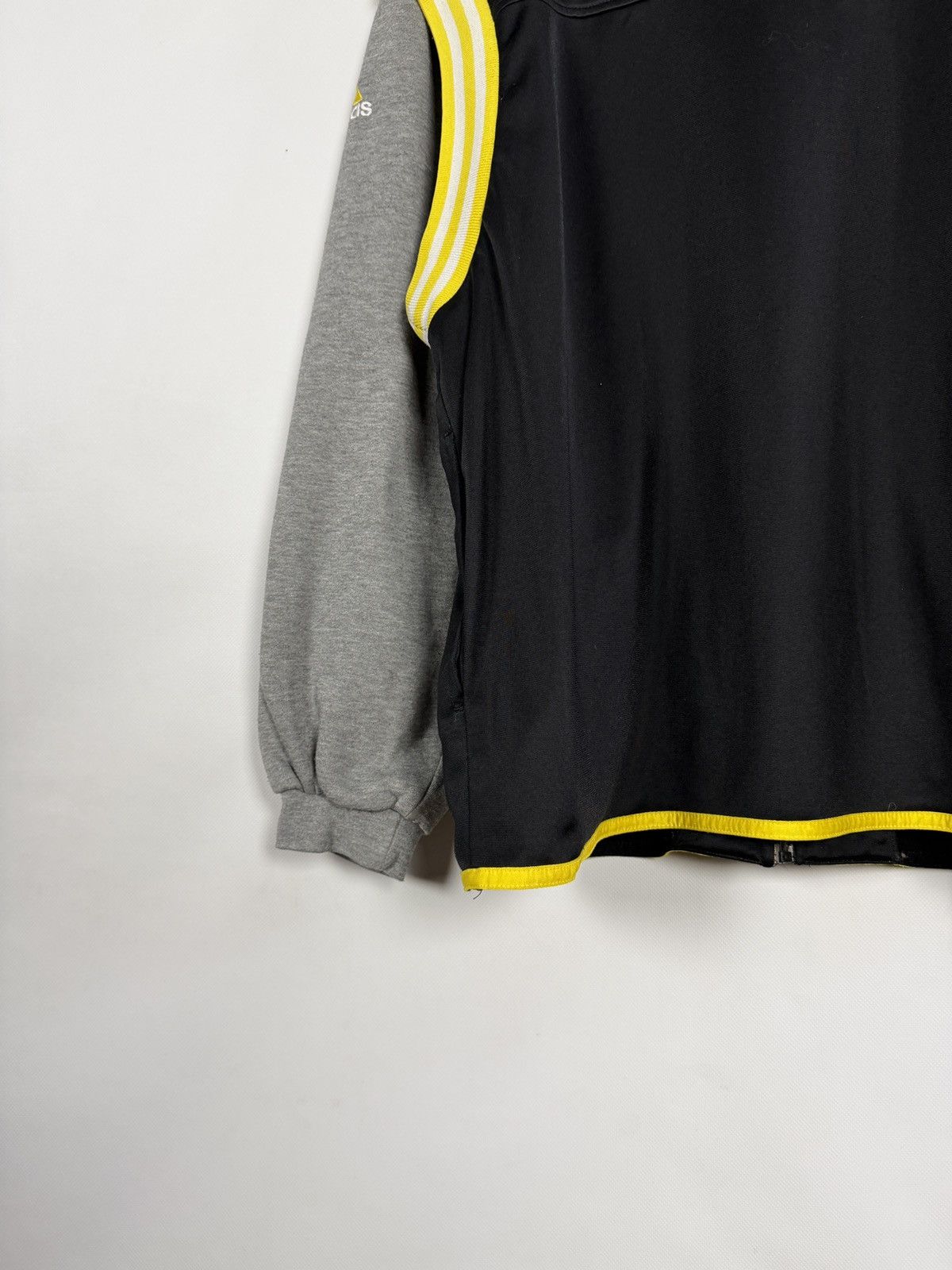 Adidas Adidas Vintage Detachable Sleeve Track Jacket Vest Size L Size US L / EU 52-54 / 3 - 16 Thumbnail