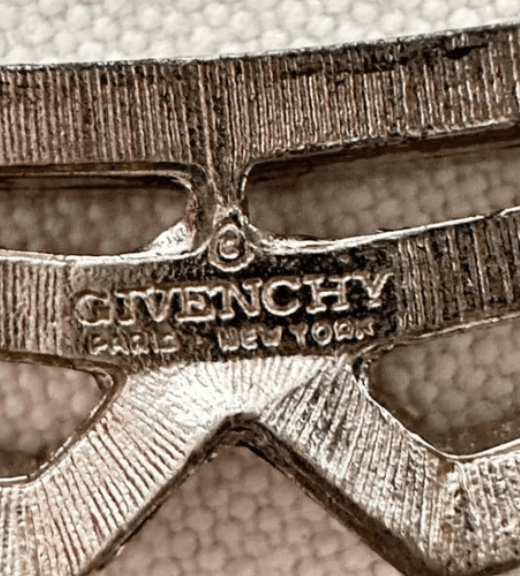 Givenchy Givenchy Necklace Chain Metal Pendant 70s Vintage EX0166 Size ONE SIZE - 8 Thumbnail