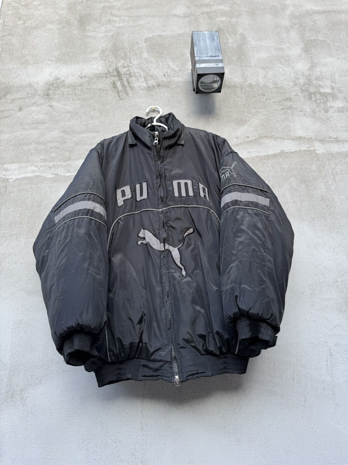Puma Vintage Puma Puffer Jacket Puffy Winter Streetwear Size US M / EU 48-50 / 2 - 4 Thumbnail