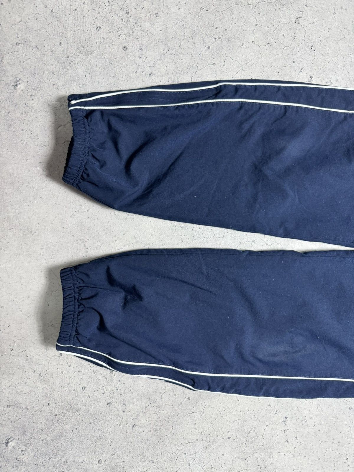 Nike Nike Vintage Nylon Track Pants Big Logo Swoosh Y2K Baggy Size US 32 / EU 48 - 3 Thumbnail