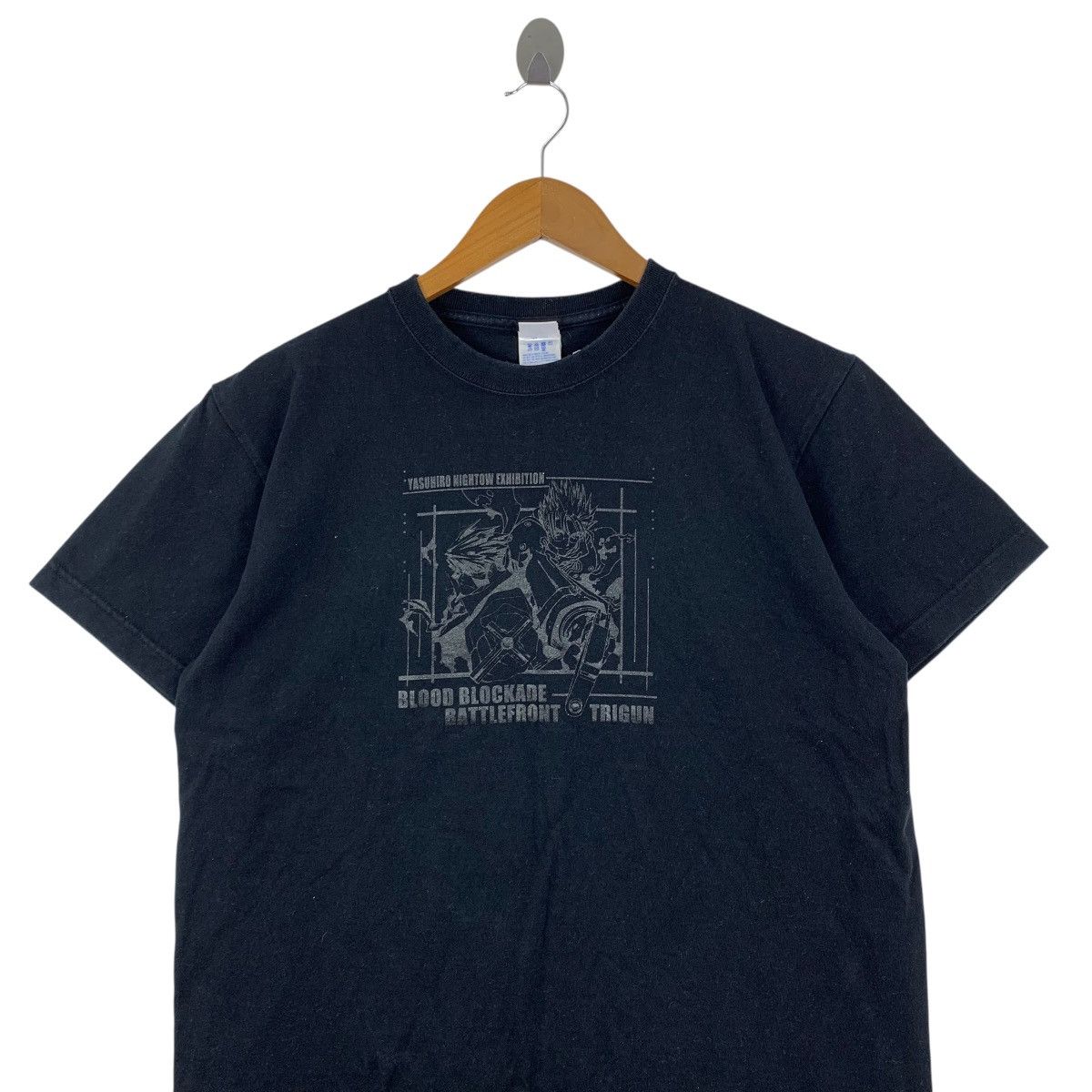 Japanese Brand YASUHIRO NIGHTOW EXHIBITION Blood Blockade BattlefrontTshirt Size US L / EU 52-54 / 3 - 2 Thumbnail