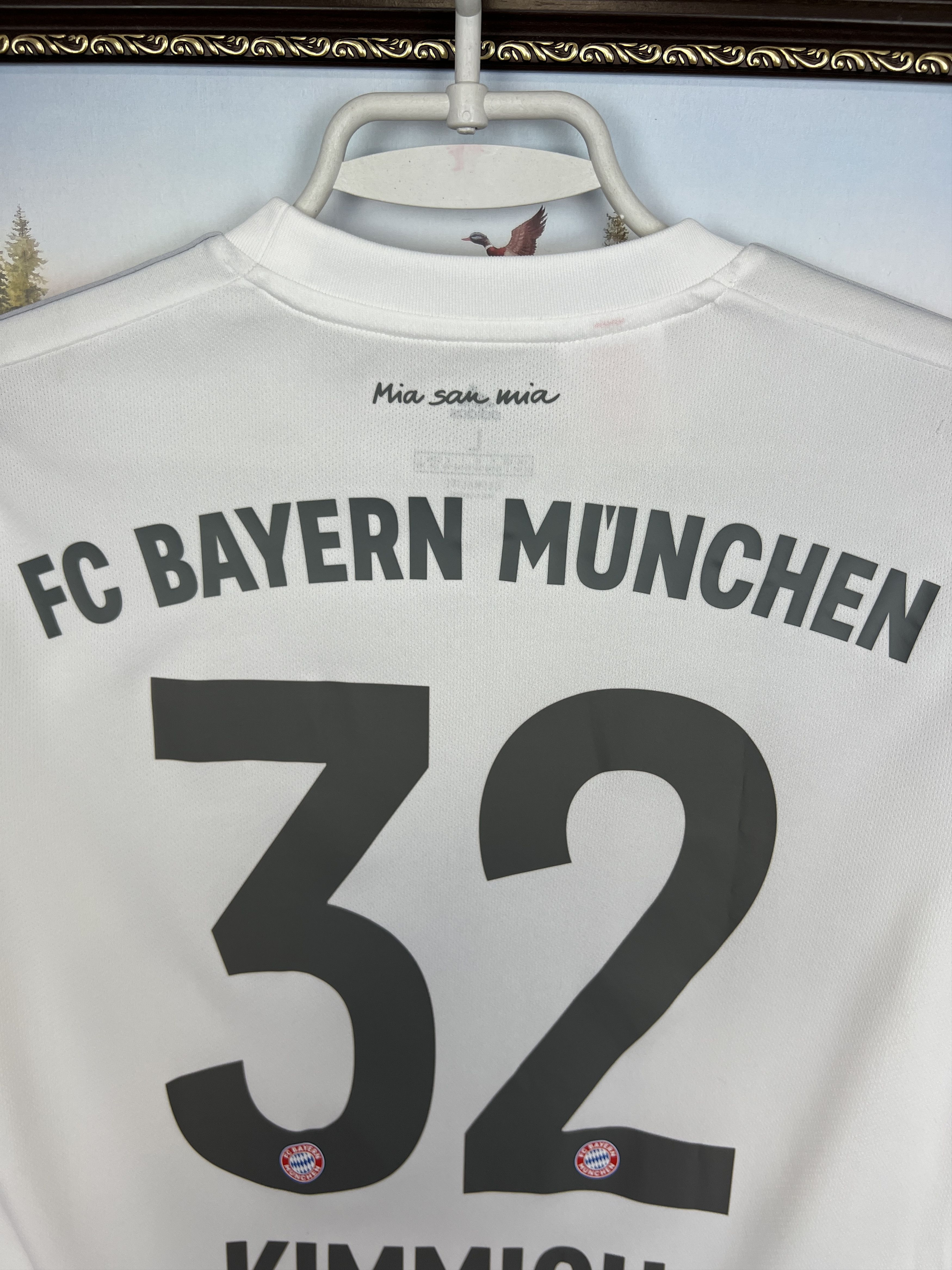 Adidas Bayern Munich football shirt 2019 #32 Kimmich Boys 14 Y Size US XS / EU 42 / 0 - 15 Thumbnail