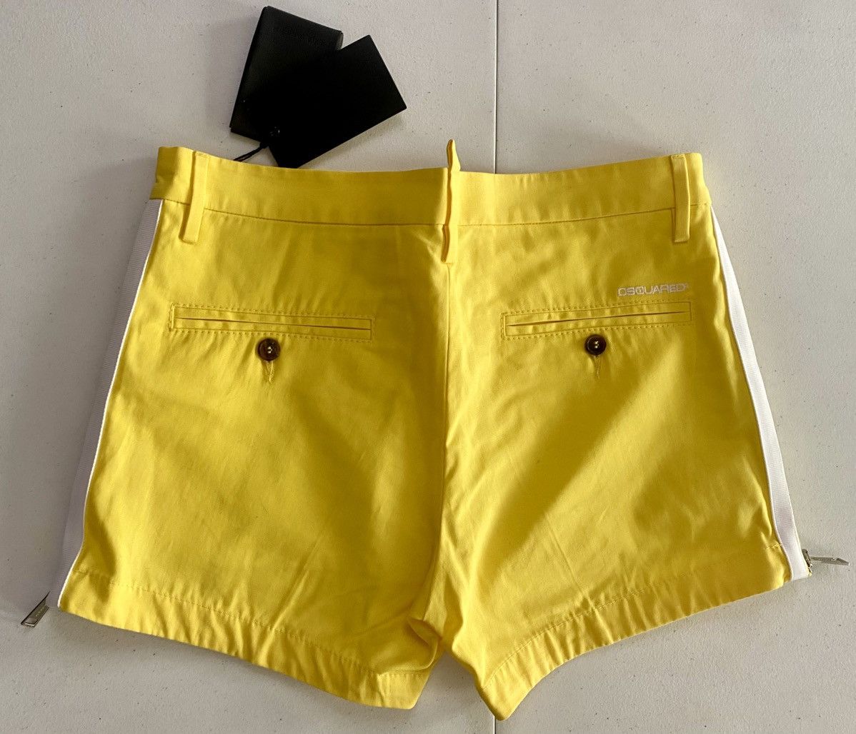 Dsquared2 Dsquared2 Canary Yellow/White Stripes Side Zip Shorts 44 NWT Size 30" / US 8 / IT 44 - 3 Thumbnail
