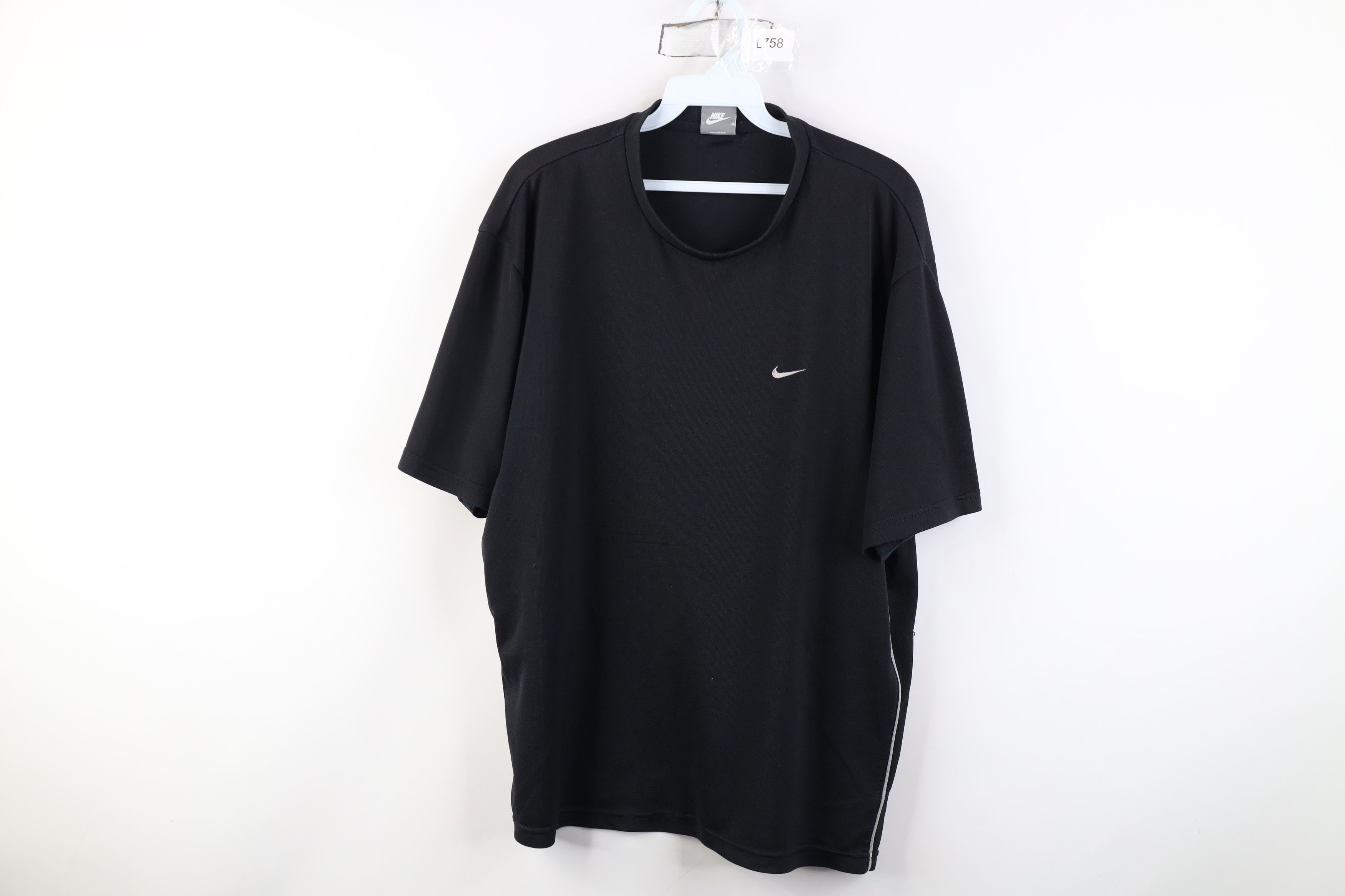 Nike Vintage Y2K Nike Travis Scott Mini Swoosh Knit T-Shirt Size US L / EU 52-54 / 3 - 1 Thumbnail