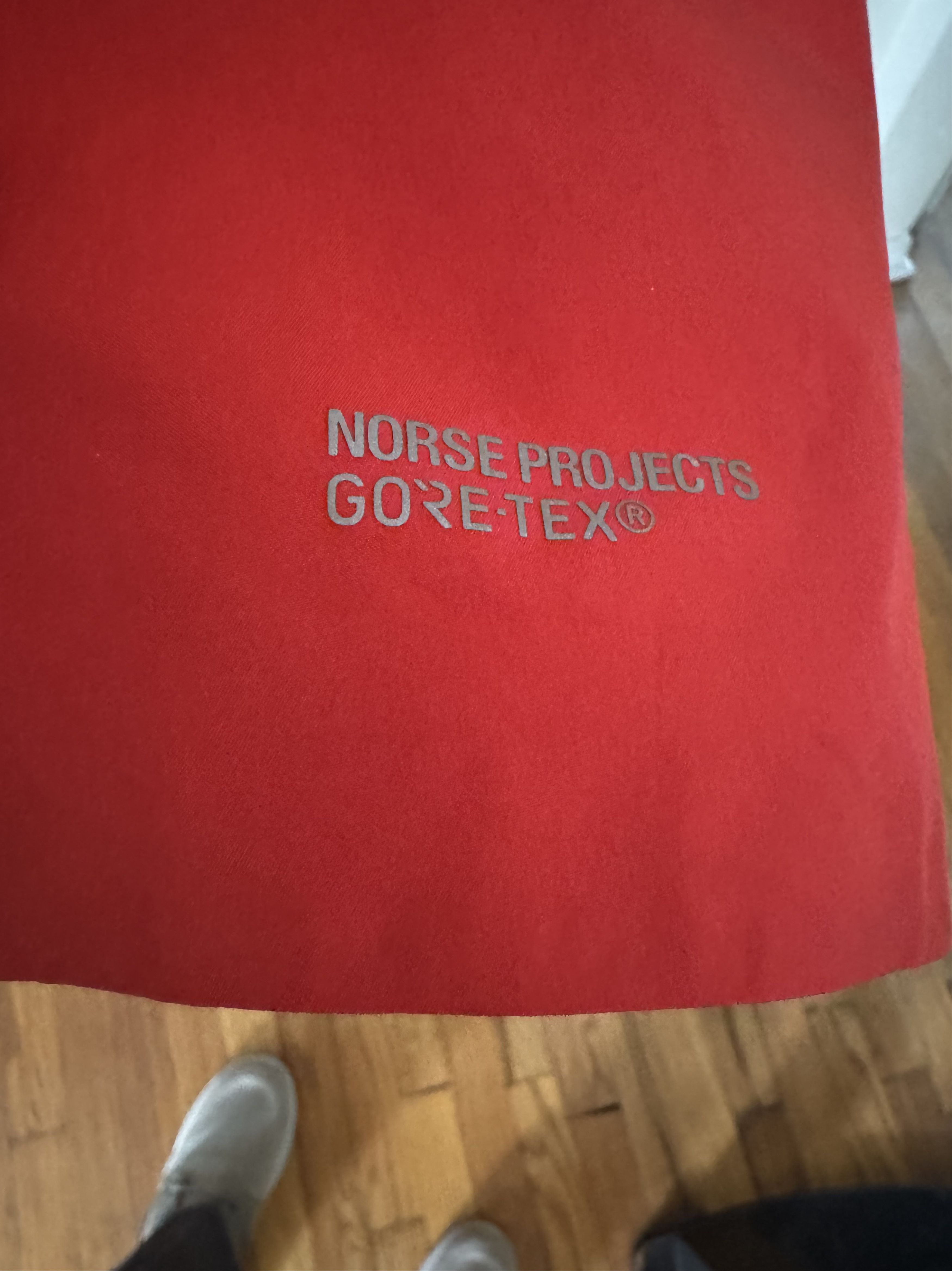 Norse Projects Norse Projects Gortex Raincoat Size US L / EU 52-54 / 3 - 3 Thumbnail