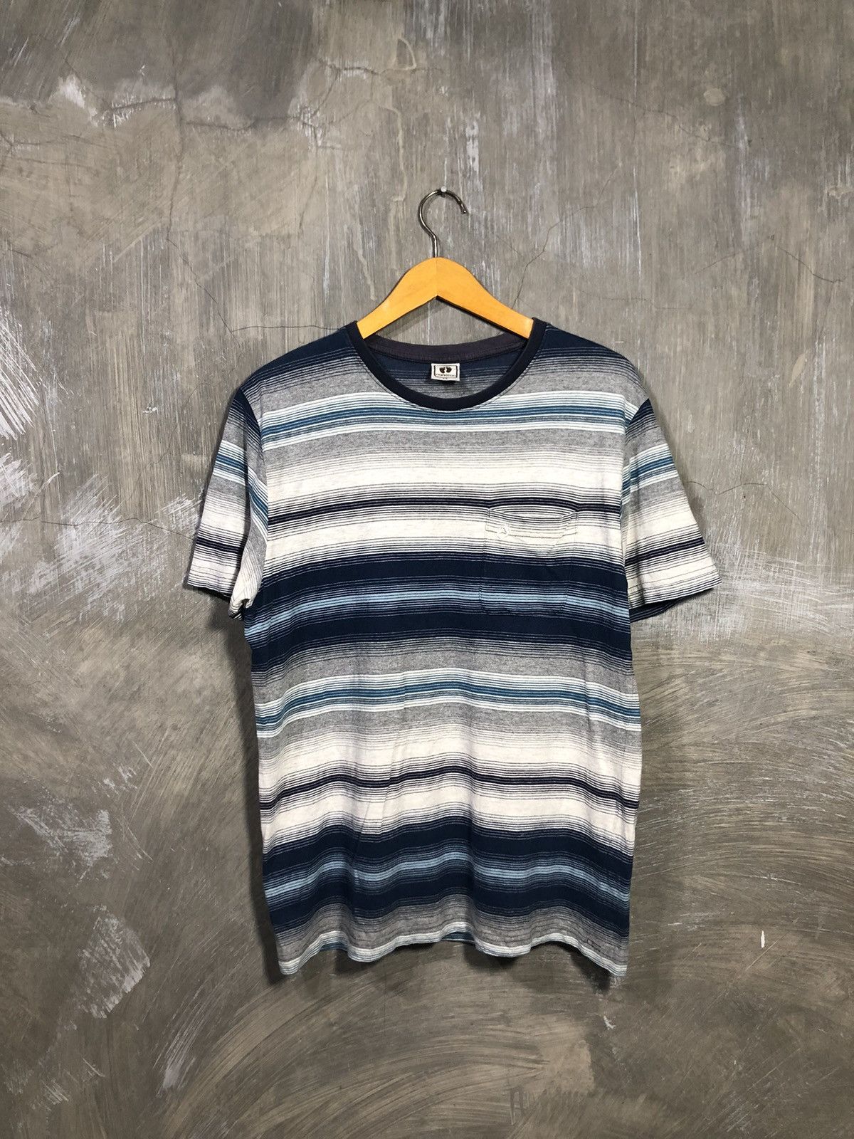 Hang Ten × Japanese Brand Vintage Hangten Stripe Pocket T-shirt Size US L / EU 52-54 / 3 - 1 Thumbnail