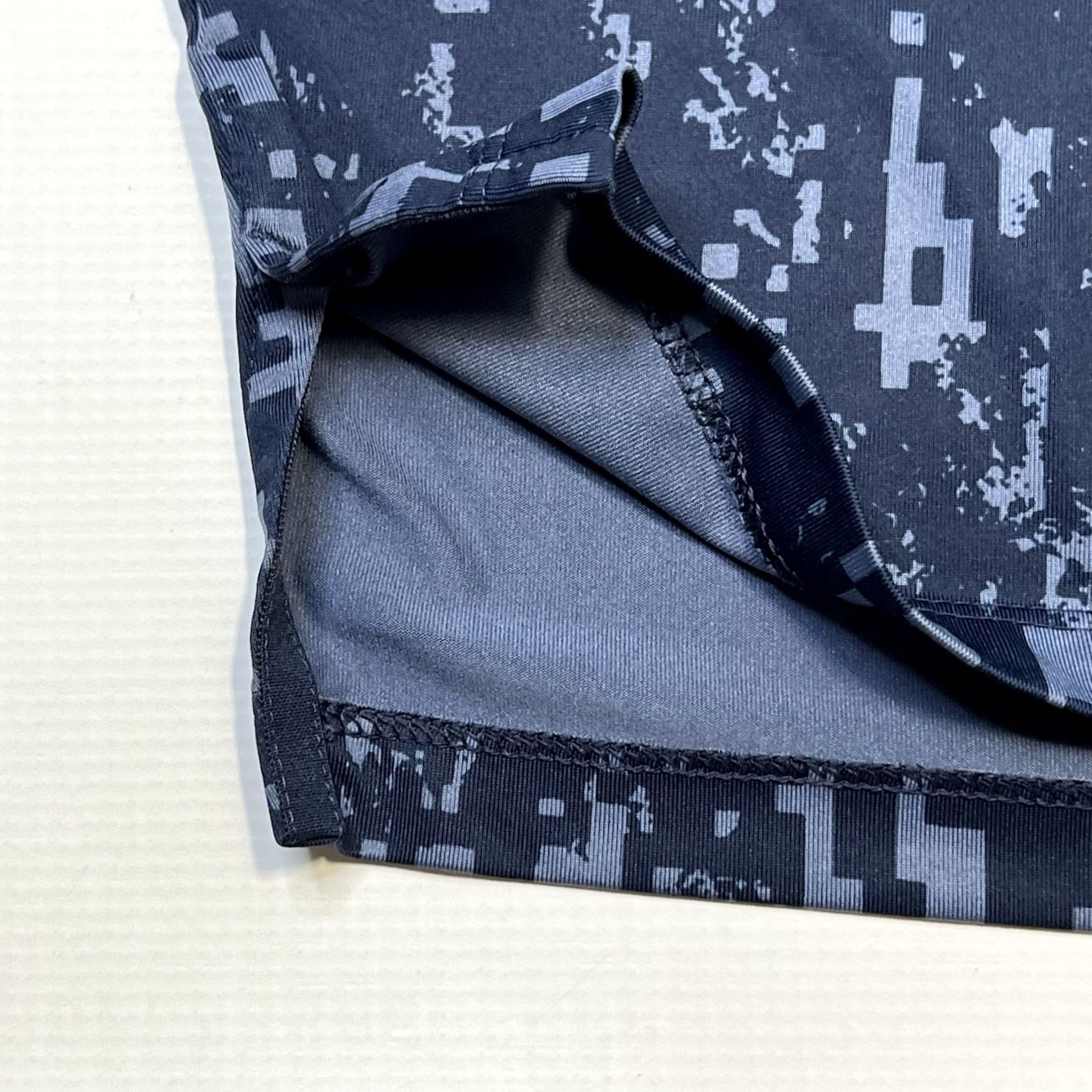 Nike VINTAGE Nike Golf Vapor Digital Camo Polo Mens XL Blue Dri-Fit Wick Performance Stretch Size US XL / EU 56 / 4 - 7 Thumbnail
