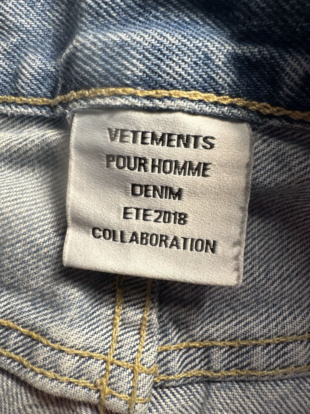 Levi's × Vetements Levi X Vetements 1/1 501 jeans Size US 28 / EU 44 - 14 Thumbnail