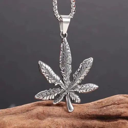 Jewelry × Vintage Maple Leaf Pendant Necklace Size ONE SIZE - 2 Thumbnail