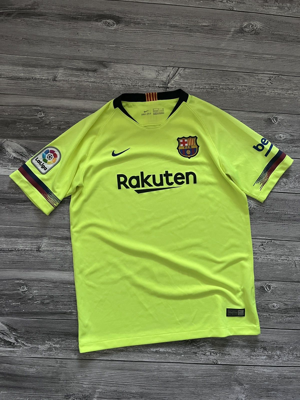 Nike FC Barcelona Nike Away Jersey Neon Yellow Dri-Fit Men’s S Size US S / EU 44-46 / 1 - 1 Thumbnail