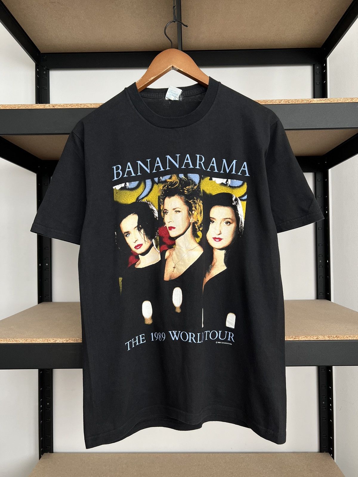 Band Tees Vintage 1989 Bananarama World Tour Pop Band Black T-shirt Size US L / EU 52-54 / 3 - 1 Thumbnail