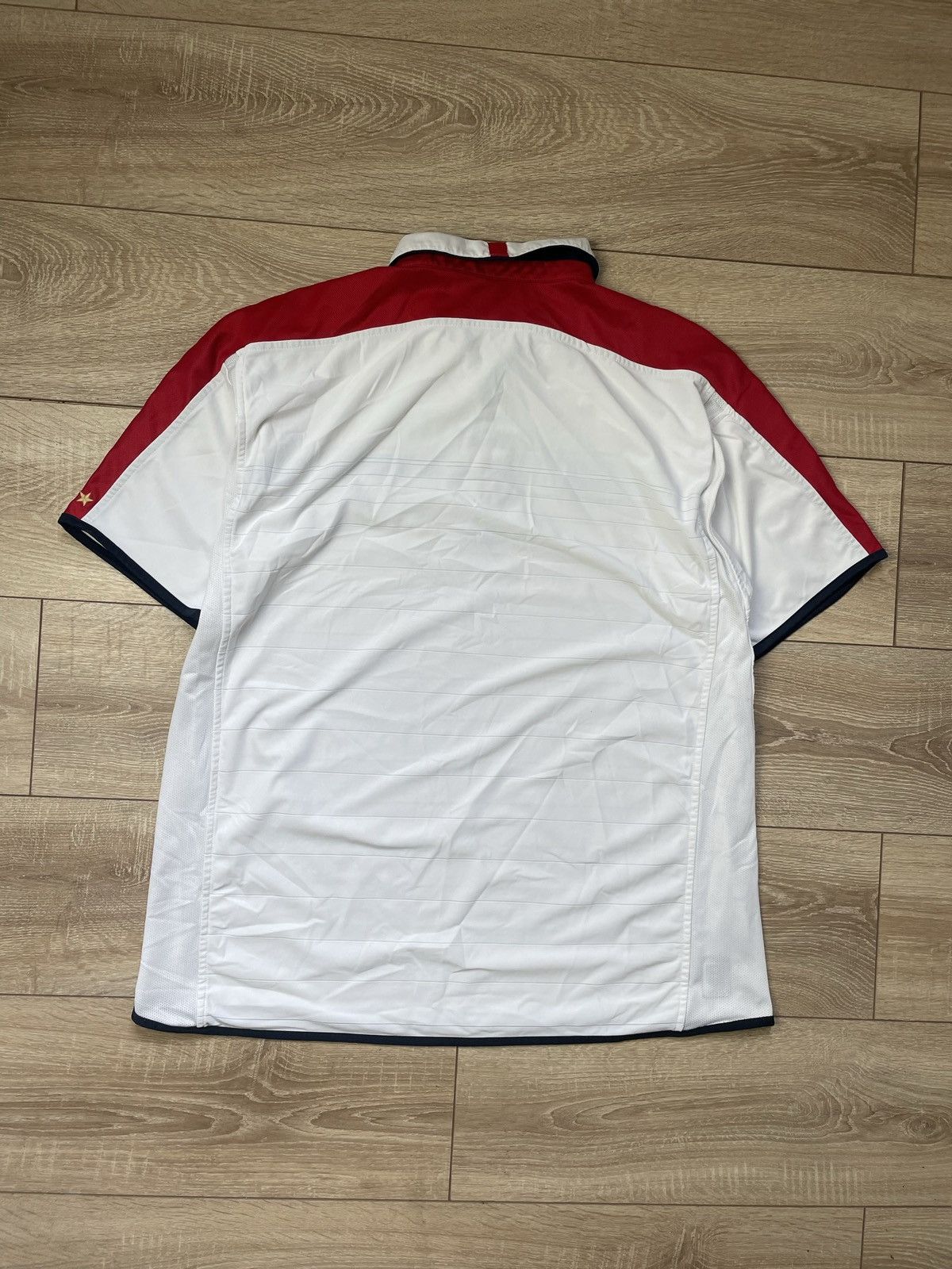 Umbro ENGLAND UMBRO 2003/2005 VINTAGE FOOTBALL SOCCER HOME JERSEY Size US XXL / EU 58 / 5 - 8 Thumbnail