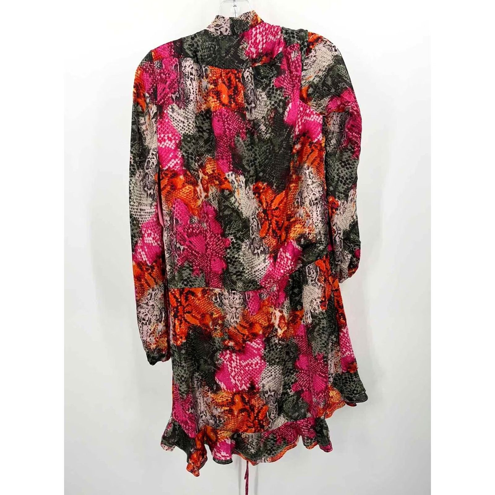 BuddyLove Pre-Owned Buddy Love Pink Size Small Hi-Low Long Sleeve Dress Size S / US 4 / IT 40 - 2 Thumbnail