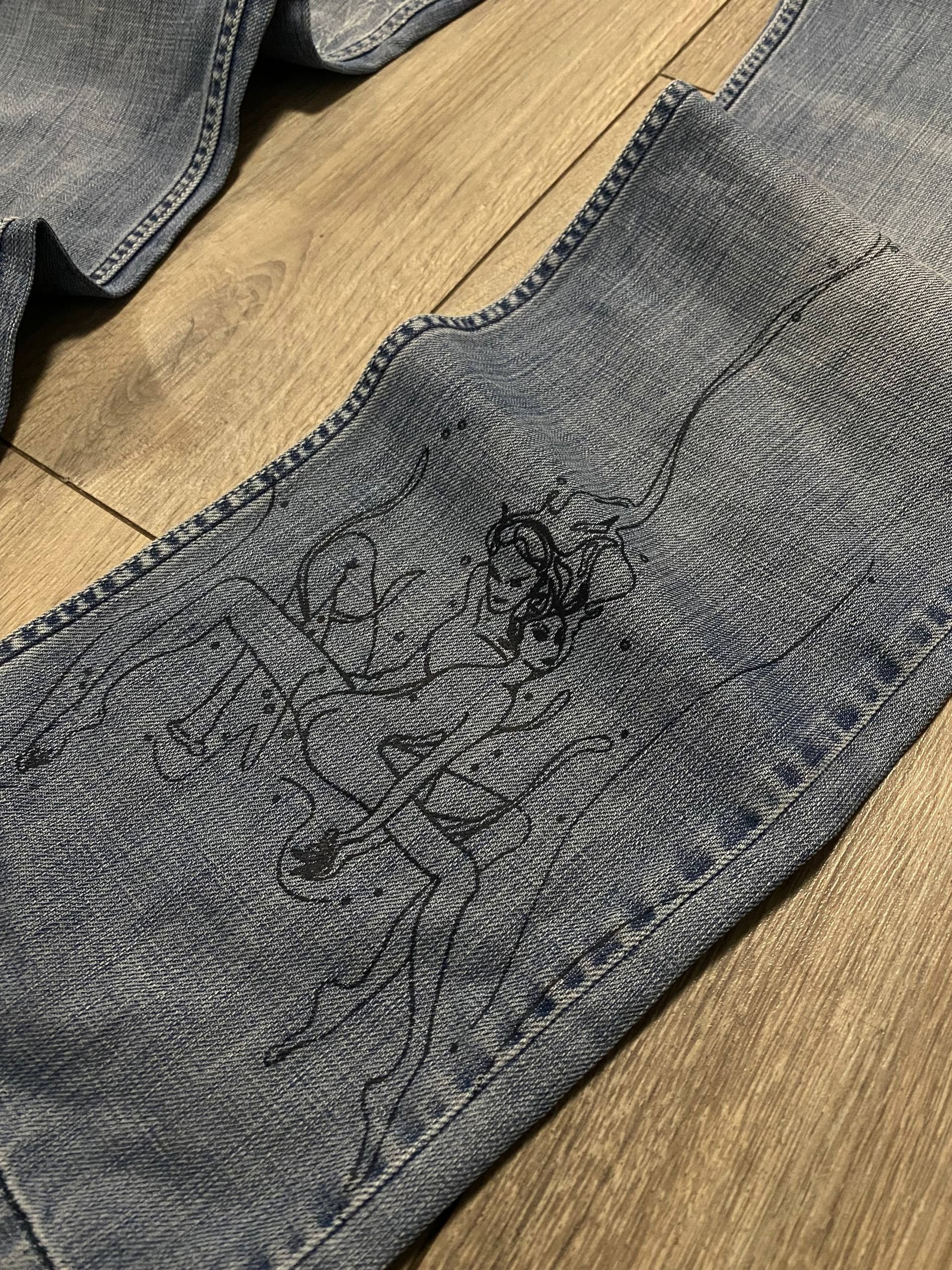 Roberto Cavalli Roberto Cavalli Vintage Baggy Jeans Big Logo Painted 90s Size US 31 - 5 Thumbnail