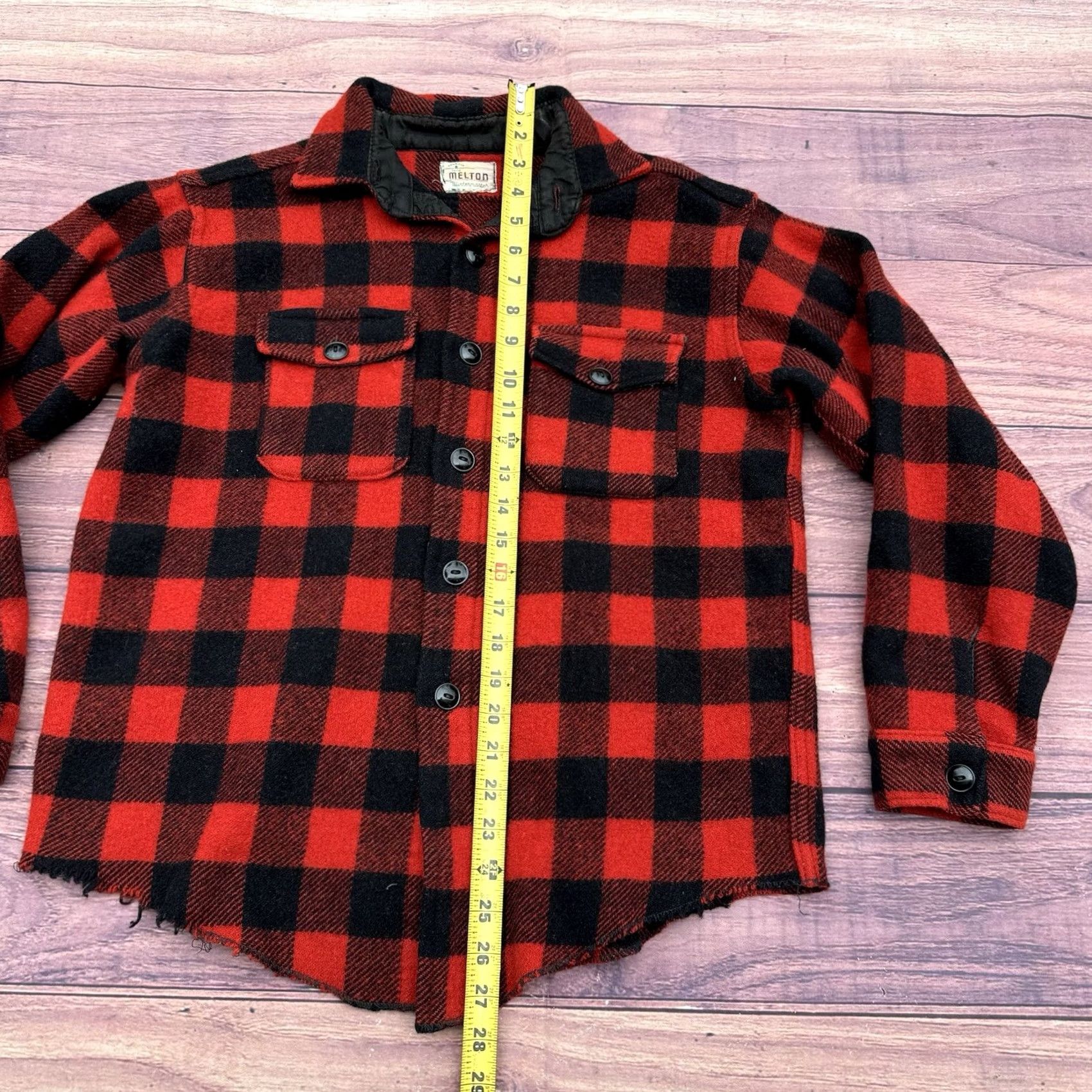 Vintage VINTAGE Melton Wool Plaid Shirt Mens 100% Wool Button-Up Collar Long Sleeve 80s 90s Outdoor Pockets Shadow Red Size US XXL / EU 58 / 5 - 6 Thumbnail