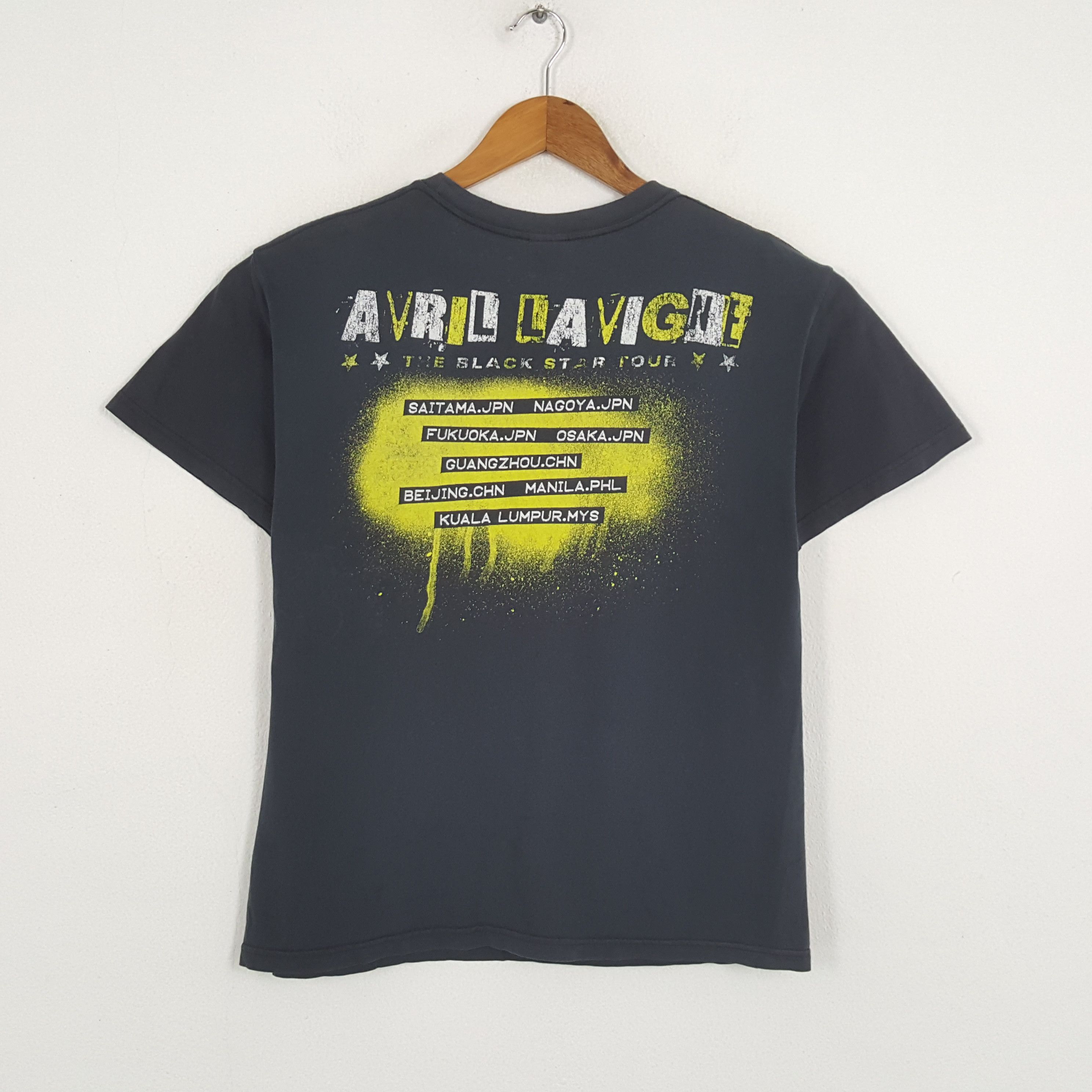 Band Tees × Vintage Vintage AVRIL LAVIGNE Canada Punk Singer Tour T-Shirts Size US M / EU 48-50 / 2 - 3 Thumbnail