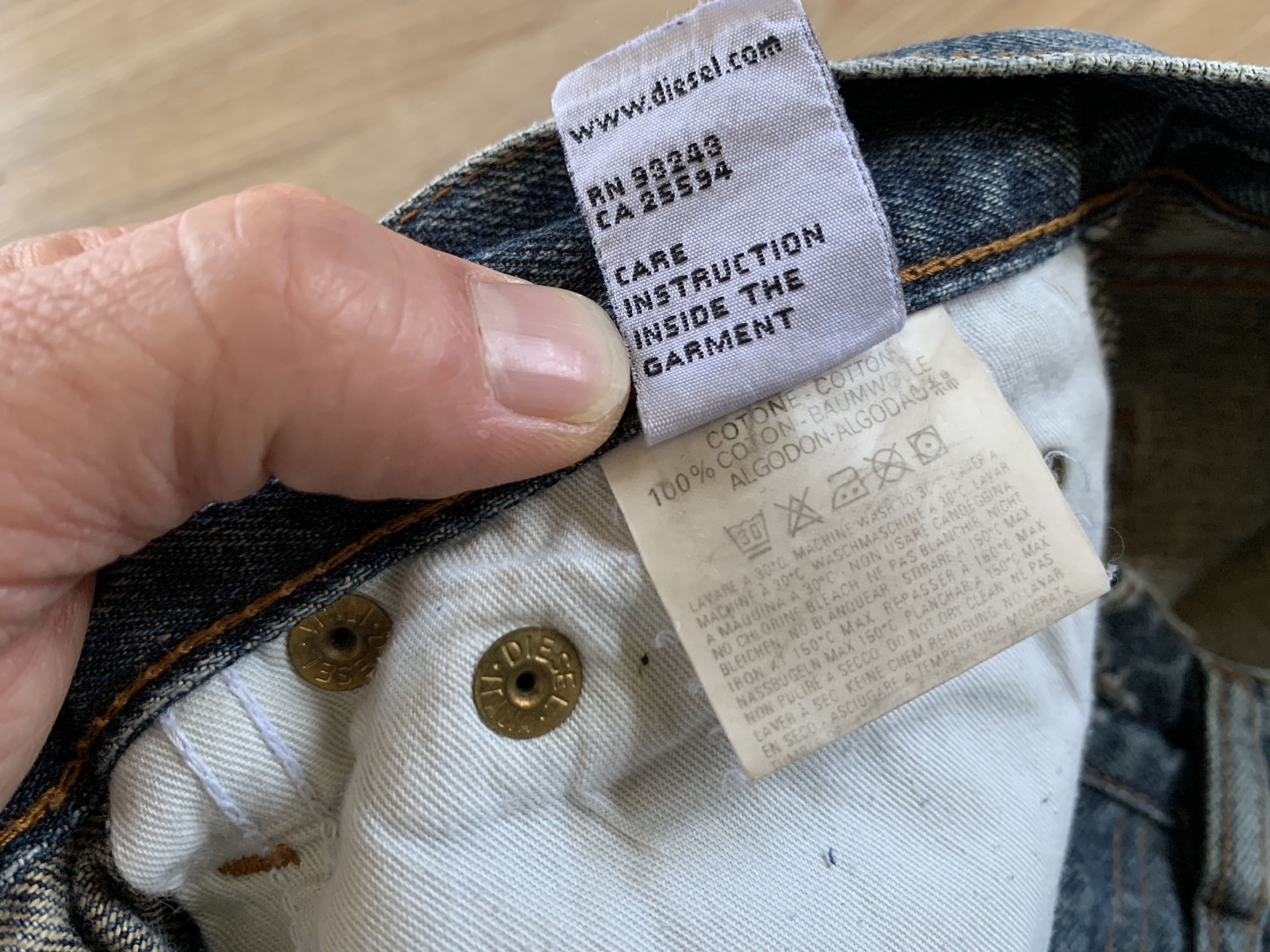 Diesel Vintage Diesel Industry Denim Division RR55 Jeans Size 26" / US 2 / IT 38 - 12 Thumbnail