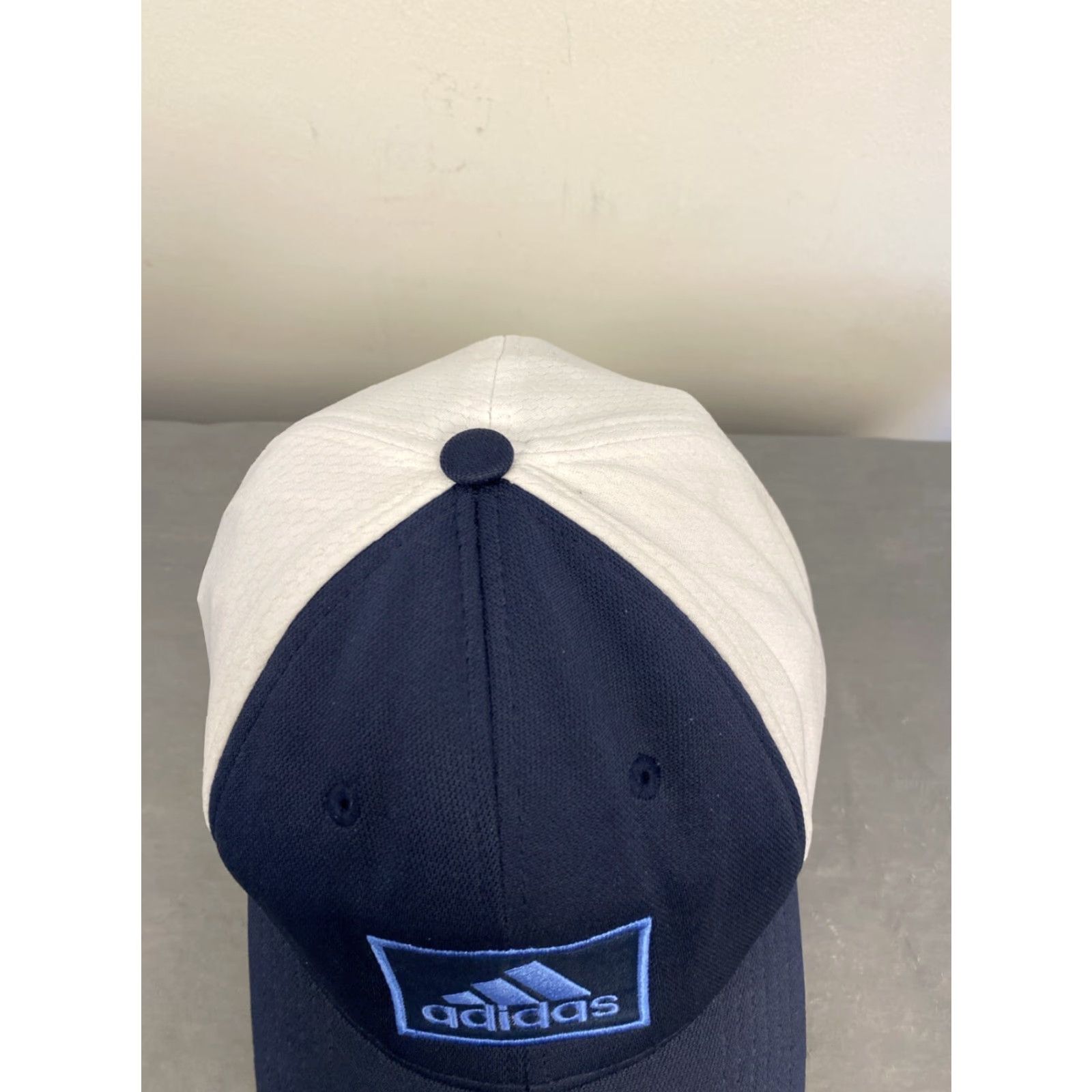 Adidas Adidas Golf Hat Mens S/M Blue White Stretch Fit Cap Casual/Summer -Mens Size ONE SIZE - 3 Thumbnail