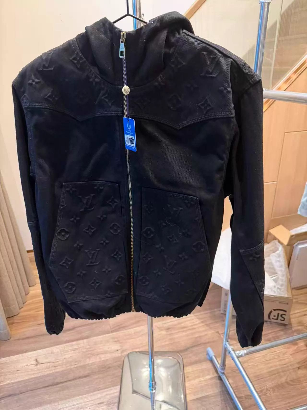 Louis Vuitton LV jacket new 44 oversized Size US S / EU 44-46 / 1 - 1 Thumbnail