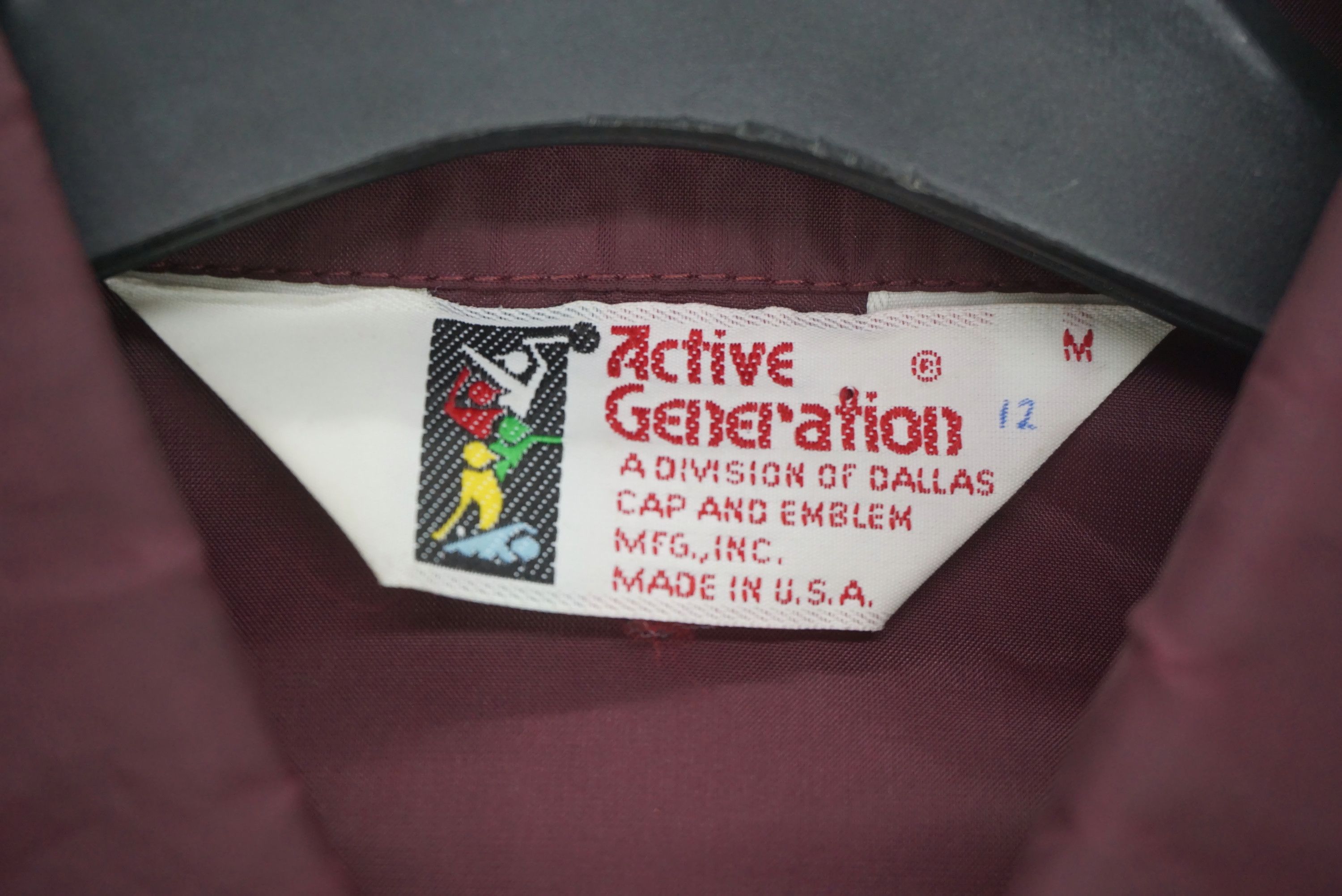 NCAA Vintage Sam's Town Gold River Laughlin Nevada Windbreaker Size US M / EU 48-50 / 2 - 5 Thumbnail
