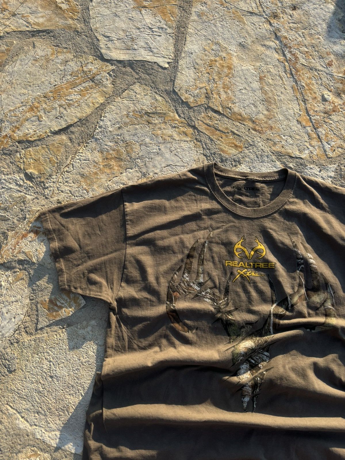 Japanese Brand × Realtree Vintage USA RealTree Boxy Oversize T Shirt Tee Khaki Brown Size US XL / EU 56 / 4 - 4 Thumbnail