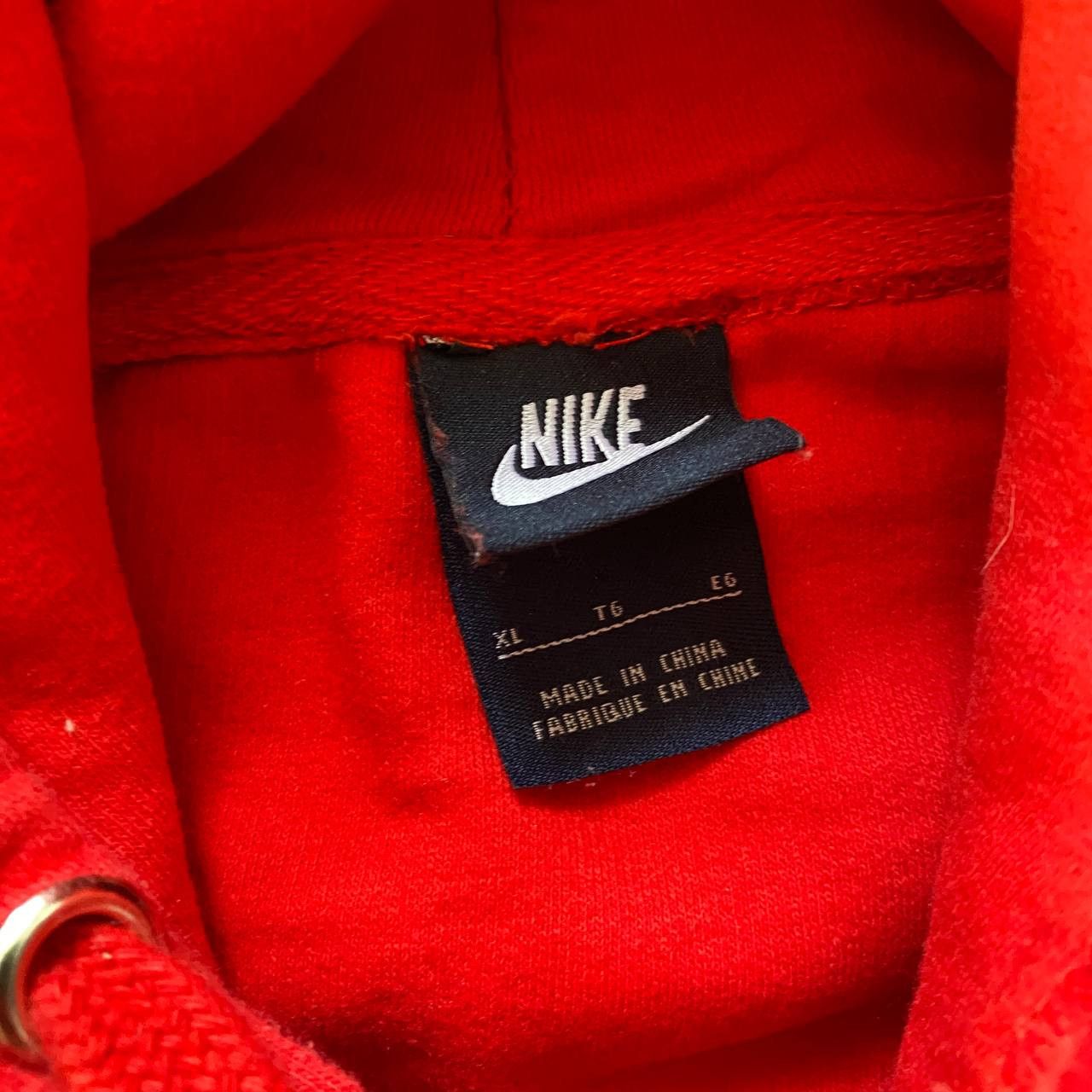 Nike VINTAGE Y2K AMAZING NIKE STREETWEAR HOODIE 150 Size US XL / EU 56 / 4 - 3 Thumbnail