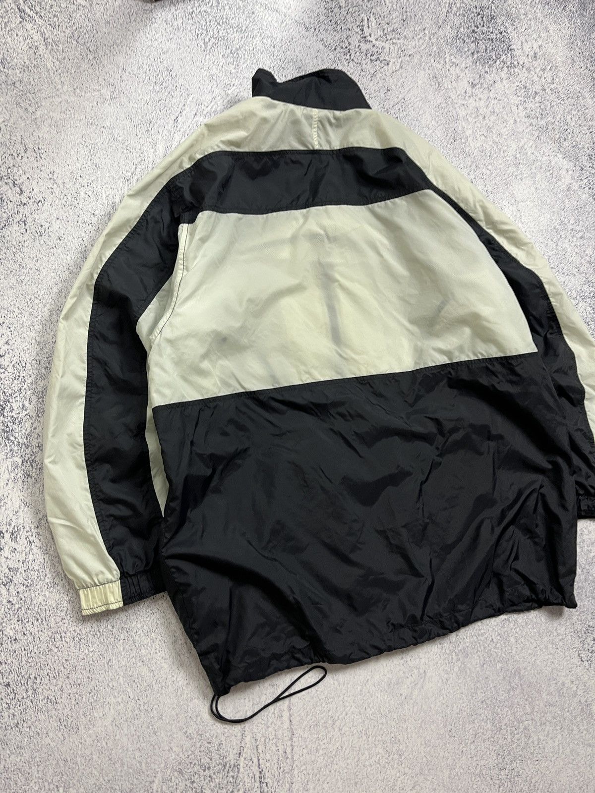 Nike × Vintage Vintage 90’s Nike Nylon Track Jacket Drill Mini Swoosh Y2k Size US L / EU 52-54 / 3 - 21 Thumbnail