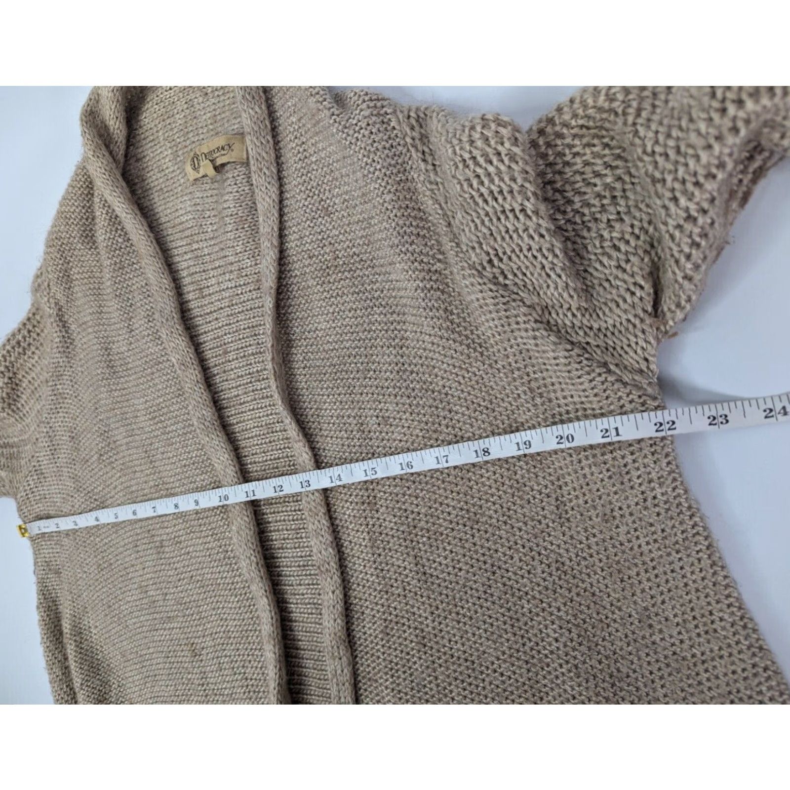 Vintage VINTAGE? (No) Democracy Cardigan Long Sleeve Open Front Fringe Knit Beige Size M Womens Sweater Fringe Hem Cozy Knit Fall Winter Size M / US 6-8 / IT 42-44 - 6 Thumbnail
