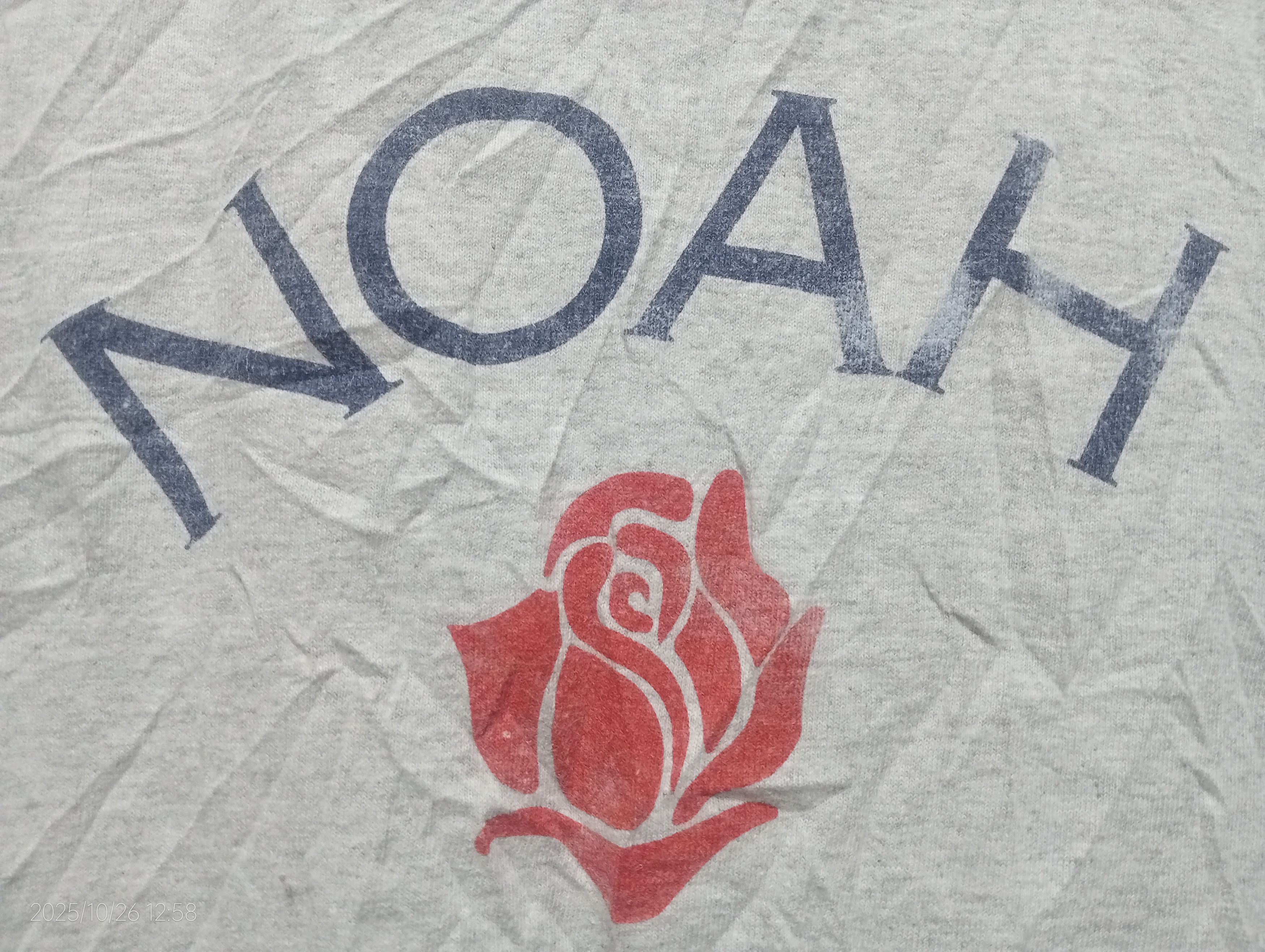Noah Noah Roses Tee Size US L / EU 52-54 / 3 - 8 Thumbnail