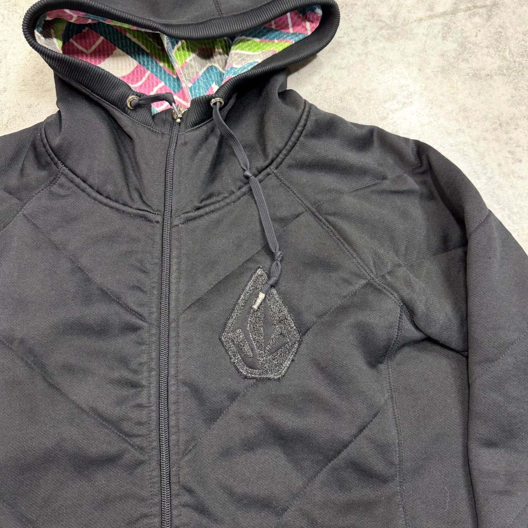 Volcom Volcom Hoodie Sweatshirt Womens Small Black Full Zip Quilted Logo Lined Skater Size S / US 4 / IT 40 - 3 Thumbnail