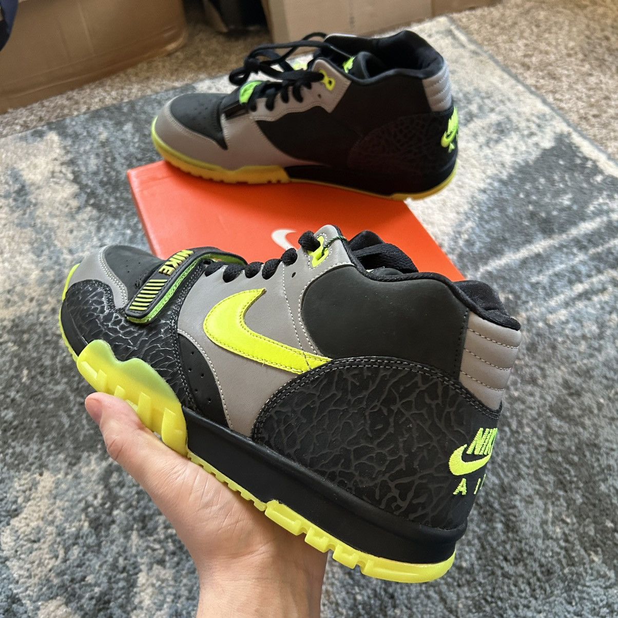 Nike 2008 DJ CLARK KENT AiR TRAiNER 1 PREMiUM 112 NEON VOLT 3M Size US 11 / EU 44 - 5 Thumbnail