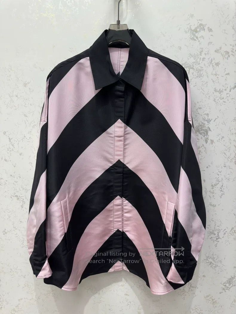 Valentino Valentino Pink and black color-blocked mulberry silk shirt Size XS / US 0-2 / IT 36-38 - 1 Thumbnail