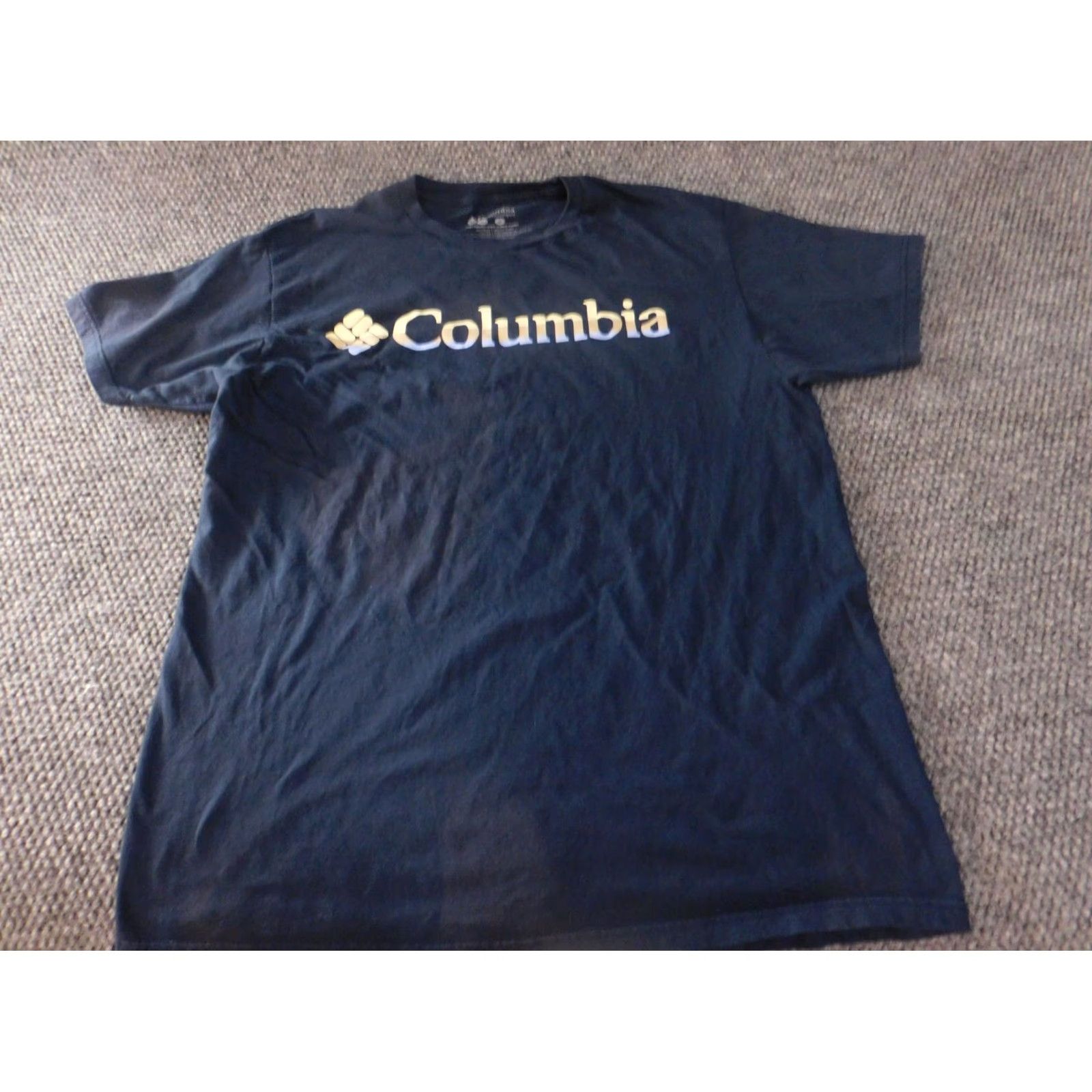 Vintage Columbia Mens T-Shirt Regular Large Blue Logo Shirt Short Sleeve Crew Neck Knit Cotton Breathable Classic Outdoors Size US L / EU 52-54 / 3 - 4 Thumbnail
