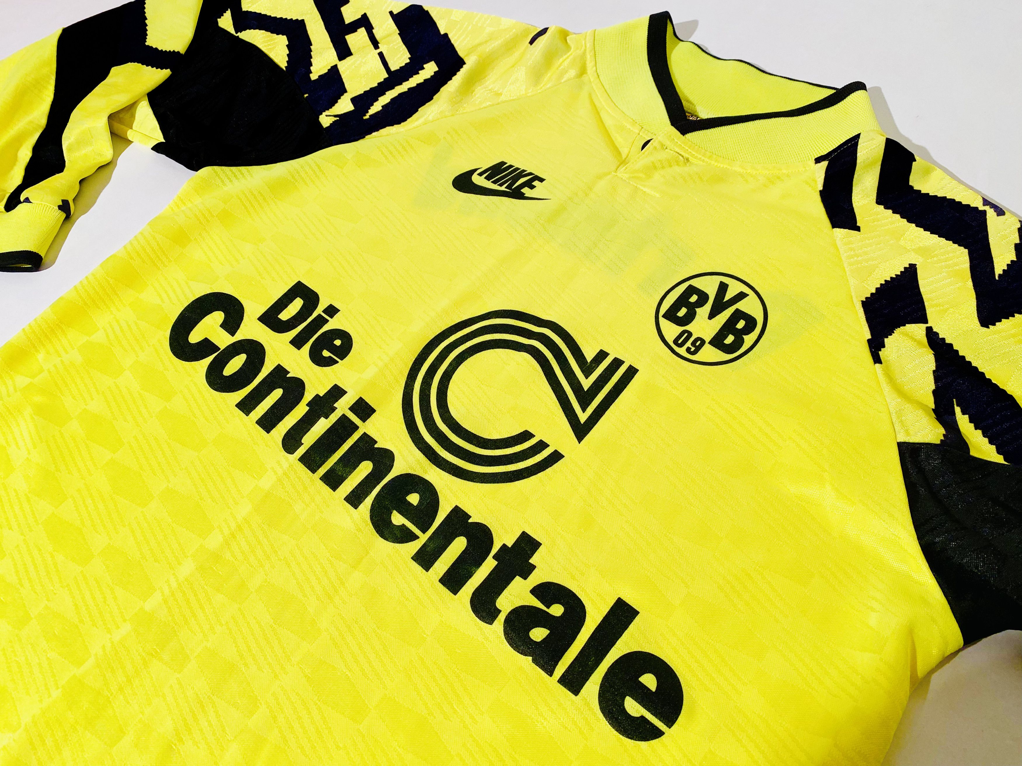 Nike Borussia Dortmund Home Jersey 1991 / 1992 LS 91/92 Size US M / EU 48-50 / 2 - 5 Thumbnail