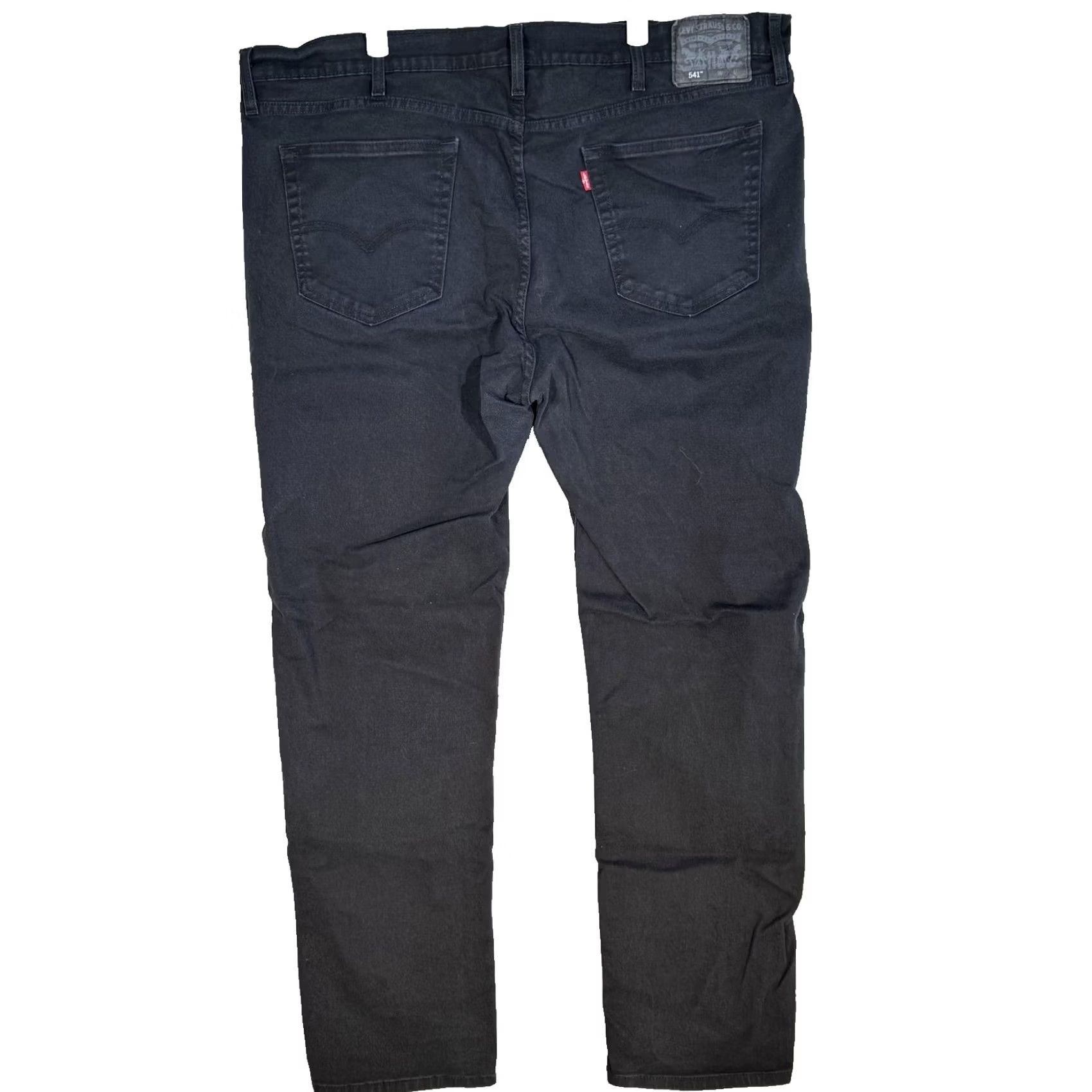 Levi's VINTAGE Levis Jeans 541 Athletic Tapered Black 42x32 Mens Denim Denim Size US 42 / EU 58 - 2 Thumbnail