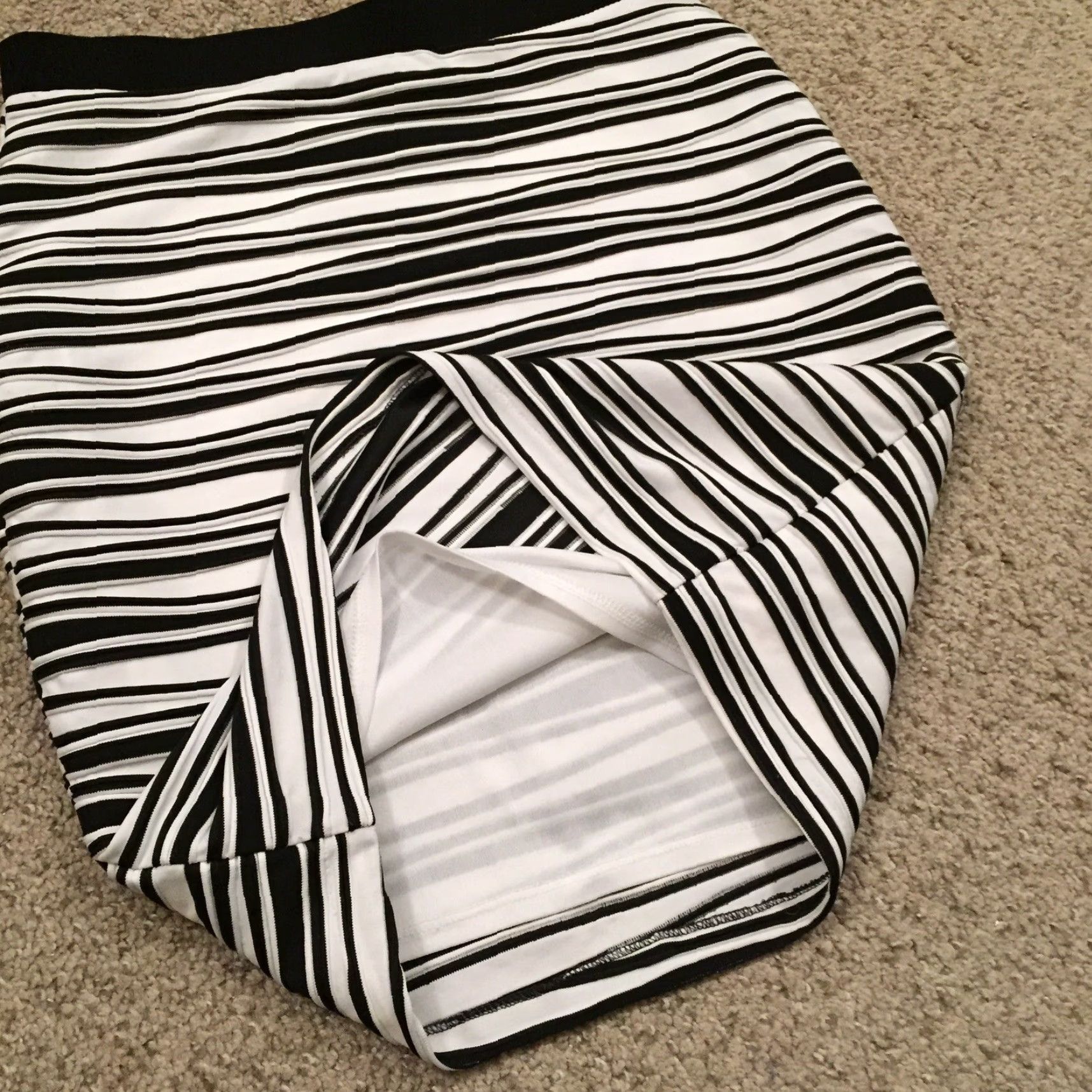 Vintage NY Collection Skirt Small White Black Striped Pull On Lined Pencil Size 28" / US 6 / IT 42 - 7 Thumbnail