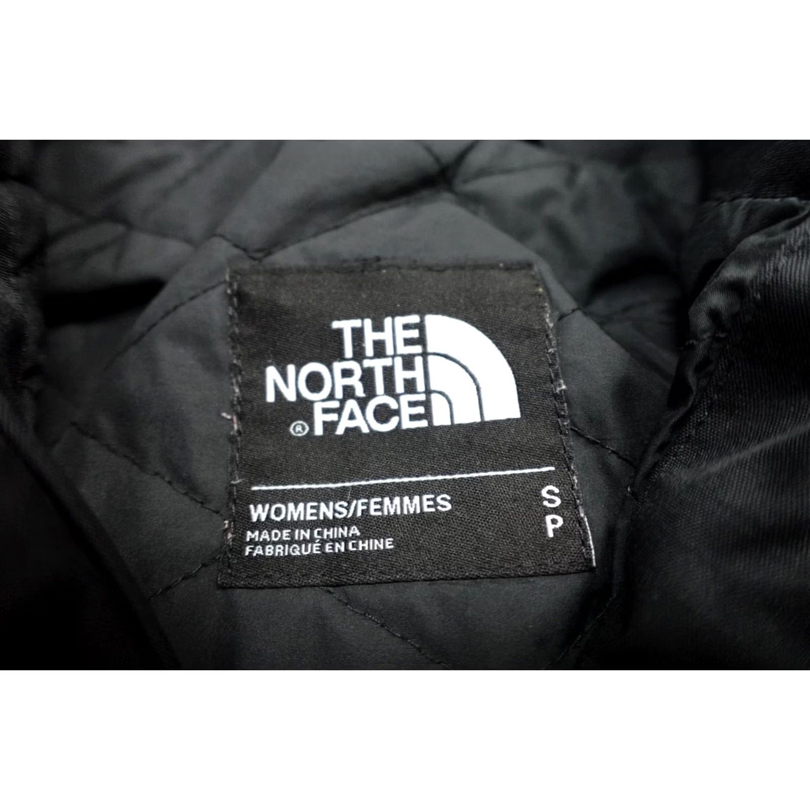 The North Face The North Face Windbreaker Jacket Womens Small Black Parka Coat Outdoors Size S / US 4 / IT 40 - 3 Thumbnail
