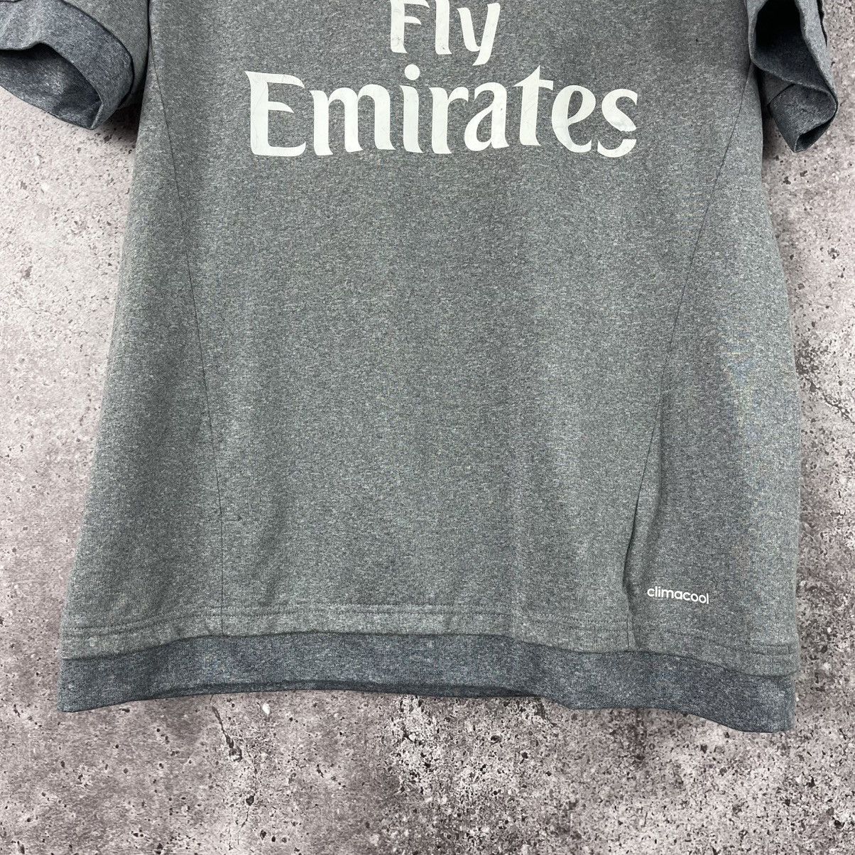 Adidas Real Madrid 2015/2016 Away Soccer Jersey Size M Size US M / EU 48-50 / 2 - 7 Thumbnail