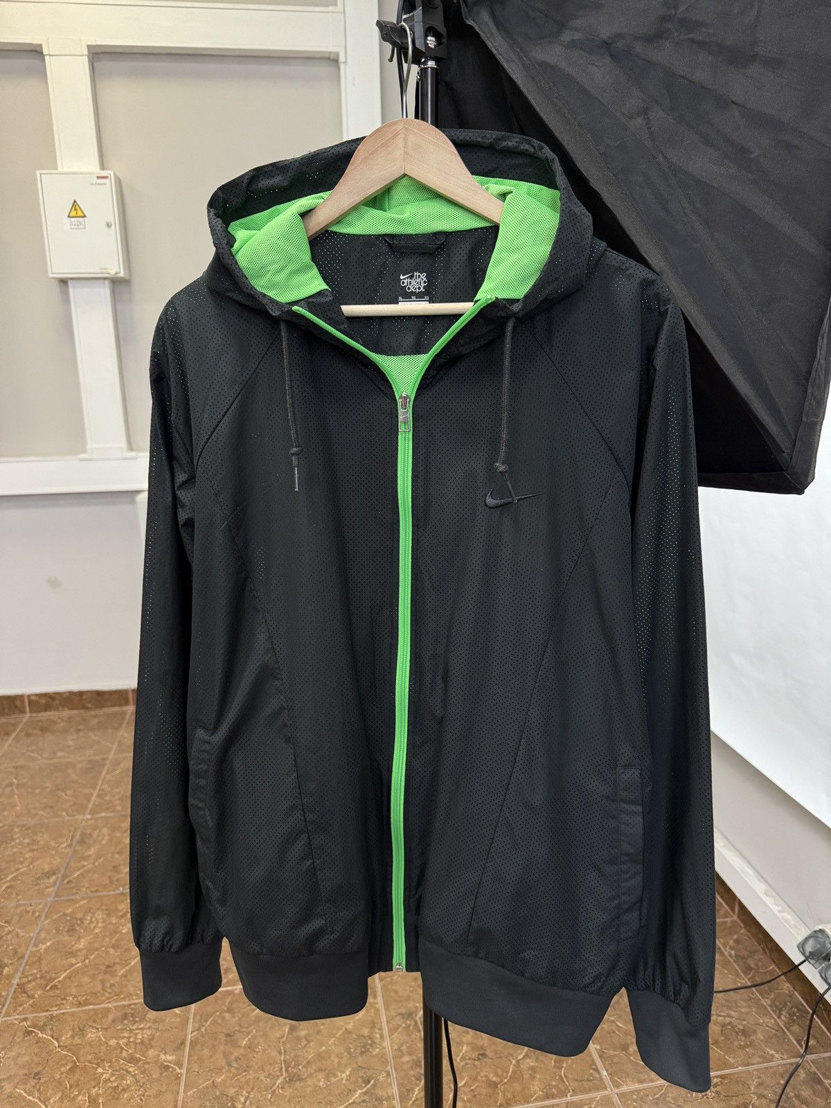 Nike 🇺🇸 Vintage 90s Nike Archival Rare Jacket Retro Hype Y2K Size US XL / EU 56 / 4 - 1 Thumbnail