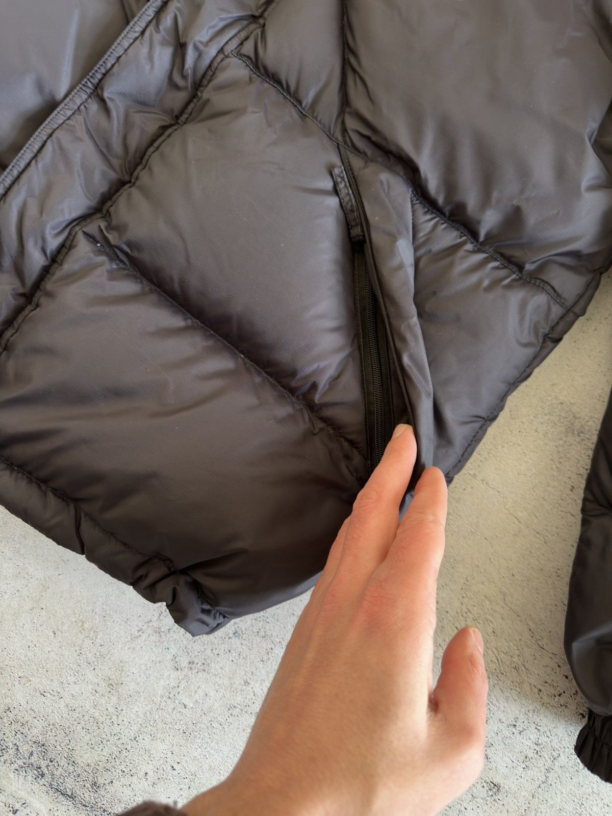 Other Sherpa Black Down Jacket Size s Size US S / EU 44-46 / 1 - 4 Thumbnail