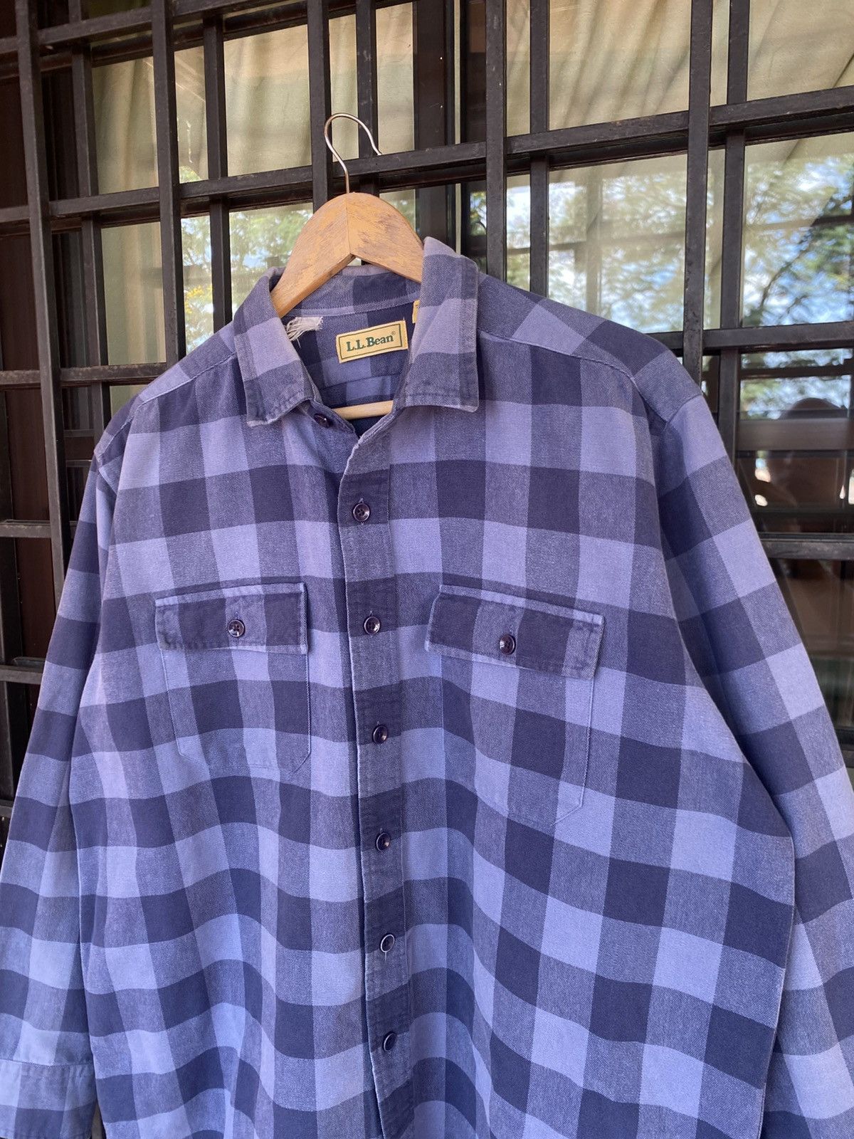 L.L. Bean Vintage L.L Bean 90s Chamois Shirt Button Ups Size US L / EU 52-54 / 3 - 3 Thumbnail